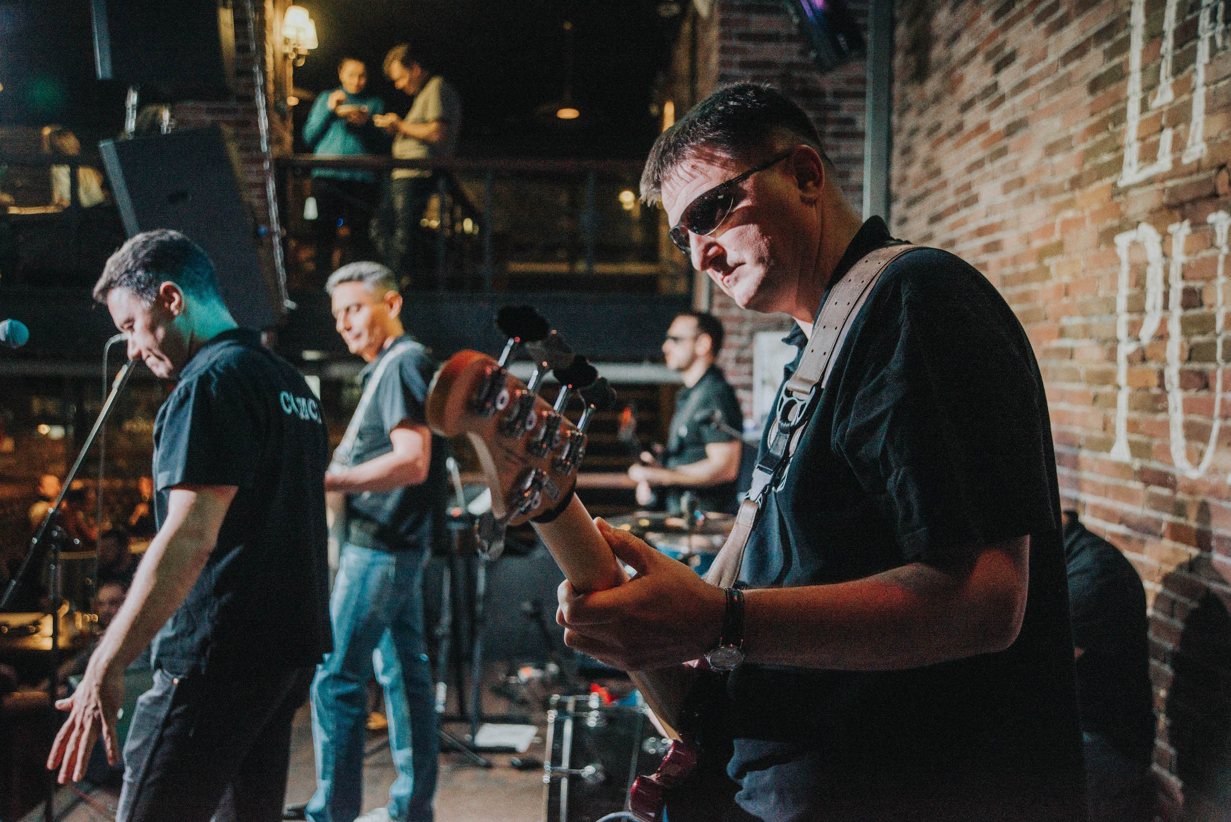 LifePub 16.03.2022. Московская кавер-группа BankBand