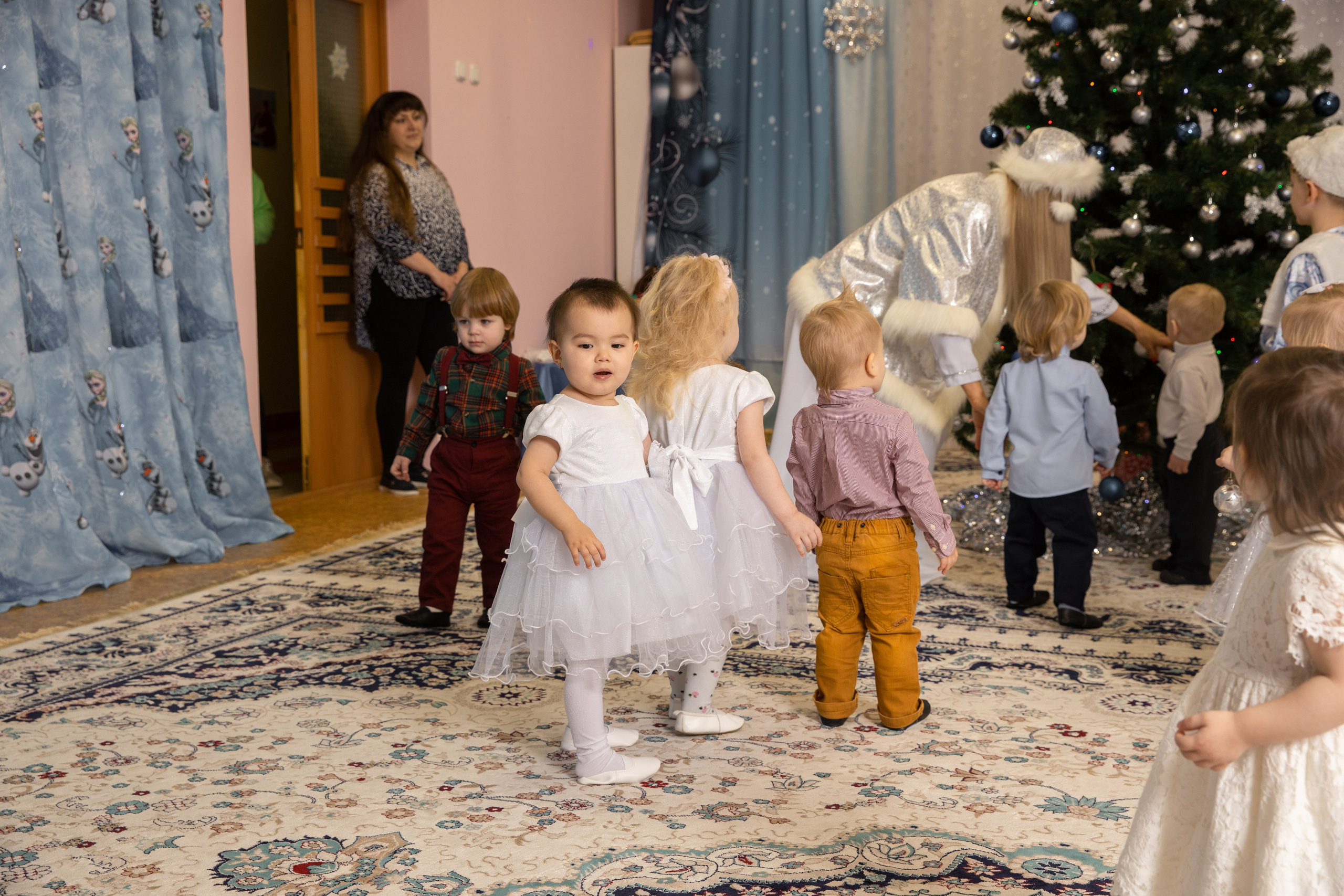 Новогодний утренник Успех. Фотограф в Железнодорожном и Балашихе