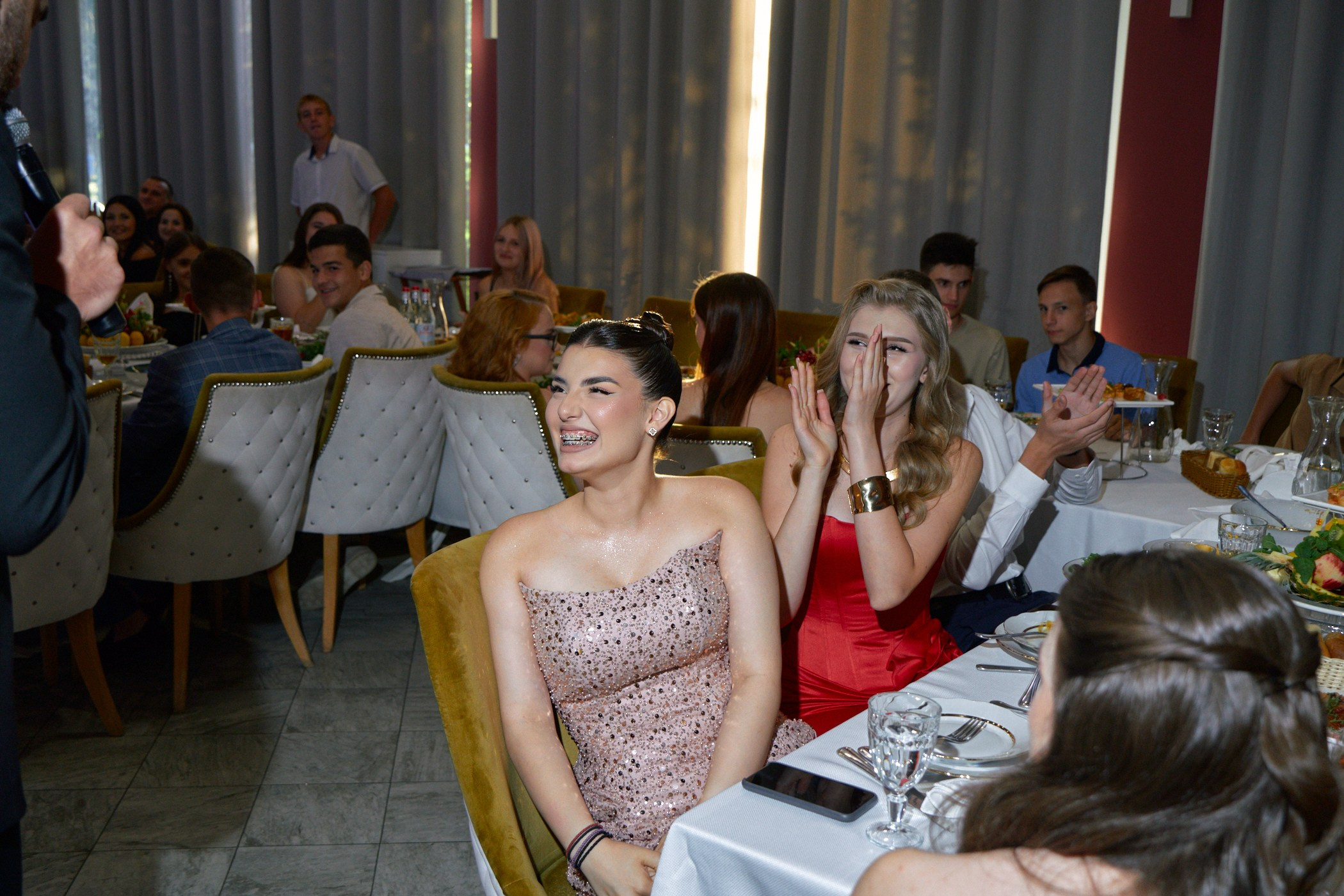 Фоторепортаж выпускного вечера. Профессиональный фотограф в Анапе Артем Ковальский