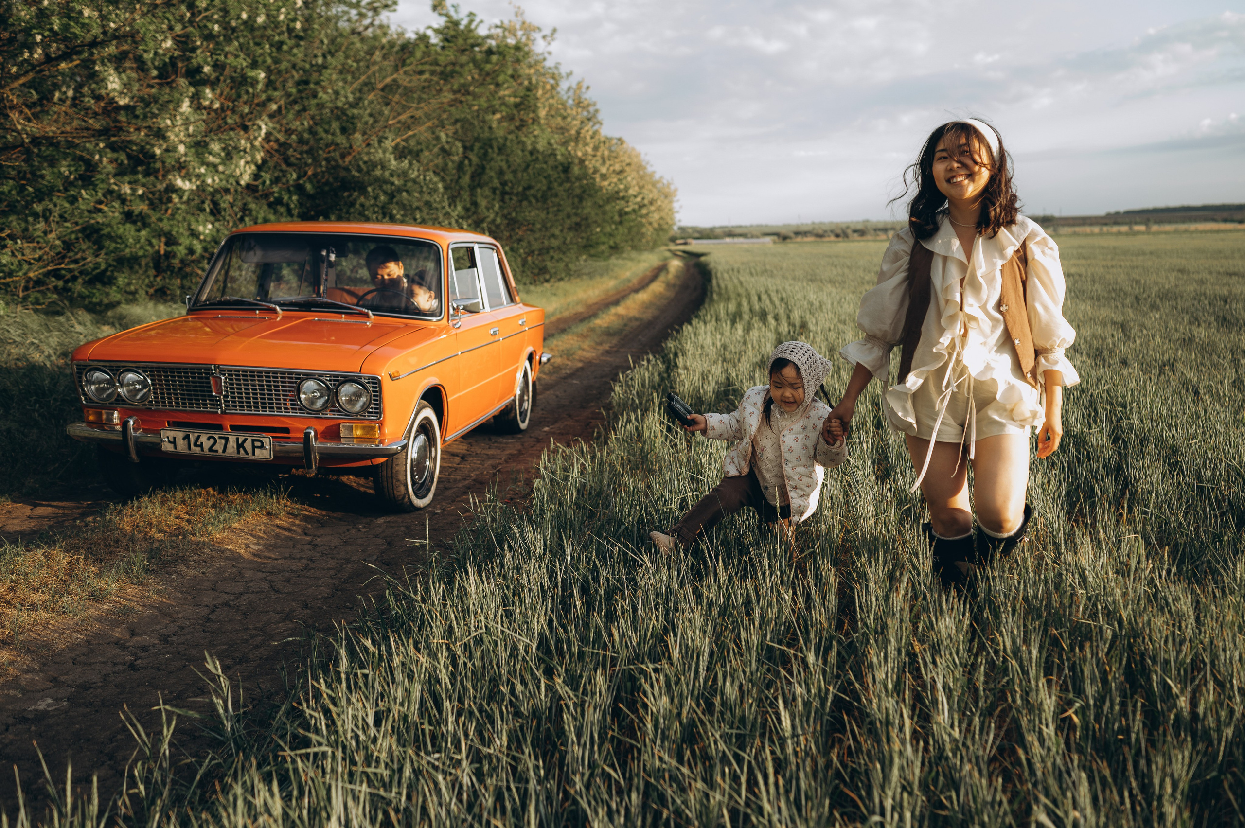 Семейная фотосессия с авто. Семейный фотограф Ростов-на-Дону Татьяна Соколова