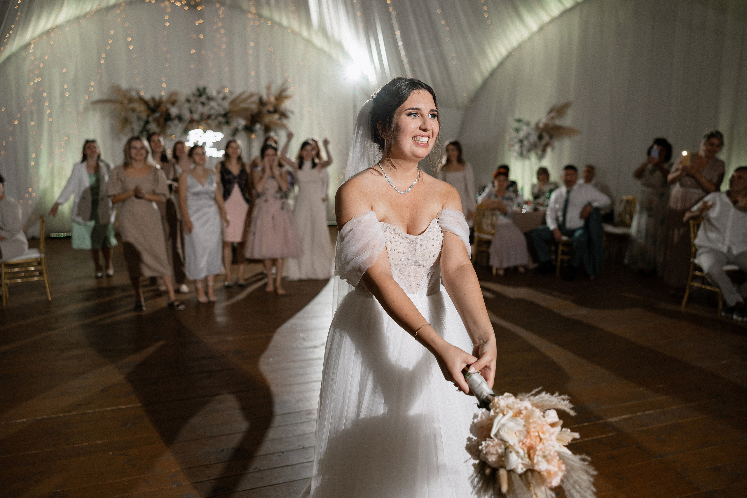 Съемка свадьбы в Москве. Свадебный фотограф и видеограф в Москве, Виктор Архилюк
