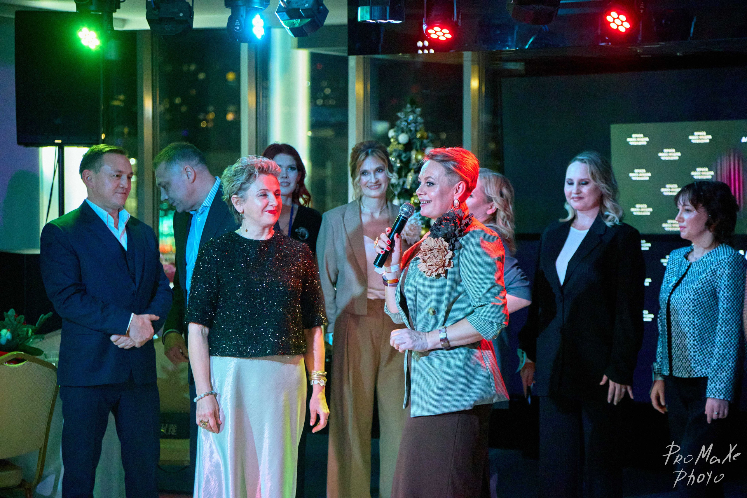 Зал КРАСА МАСС-МЕДИА ЧУВАШИИ. Владимир Суздалов (ProMaXe) — Портретный фотограф, тематические фотосессии в Чебоксарах