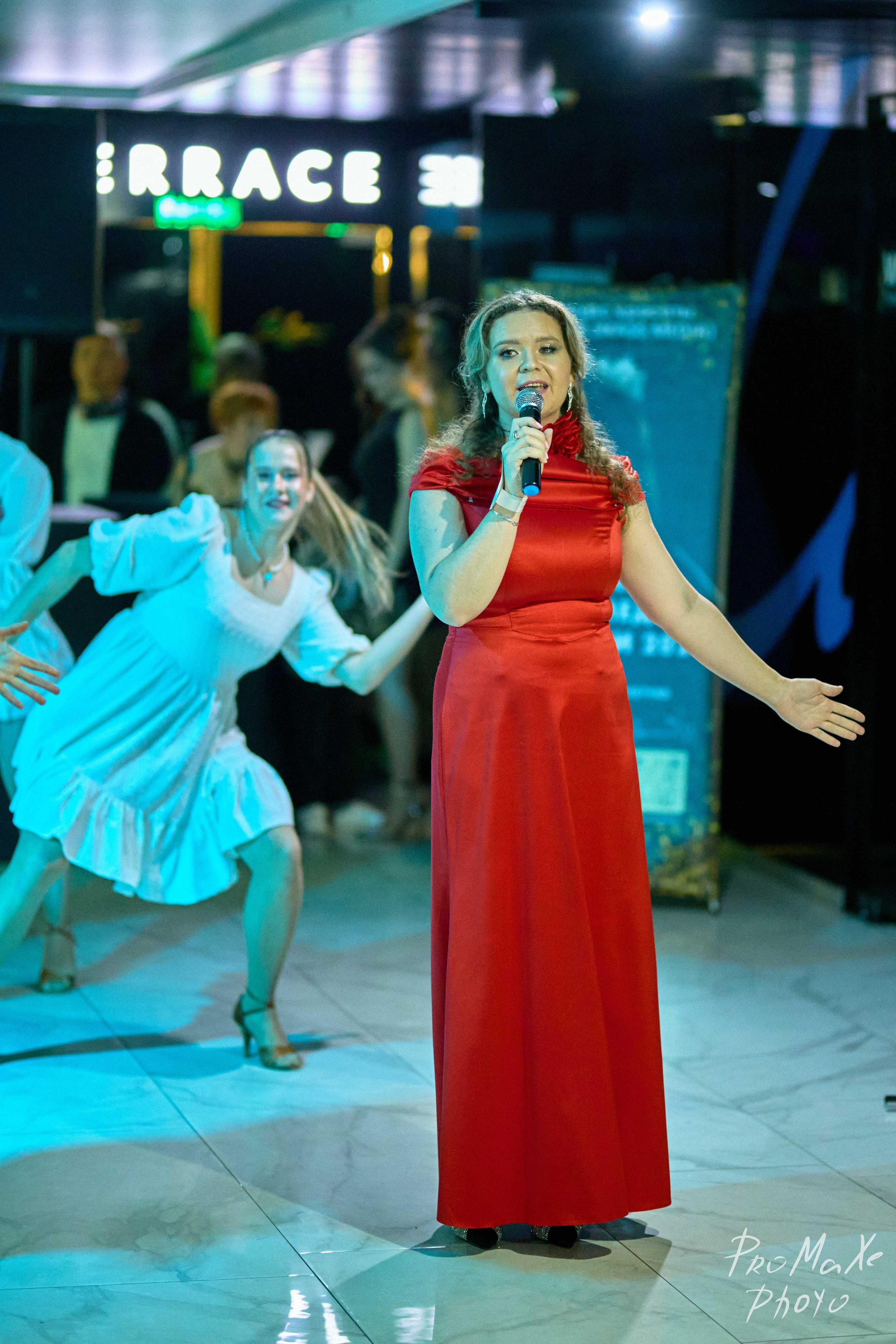 Зал КРАСА МАСС-МЕДИА ЧУВАШИИ. Владимир Суздалов (ProMaXe) — Портретный фотограф, тематические фотосессии в Чебоксарах