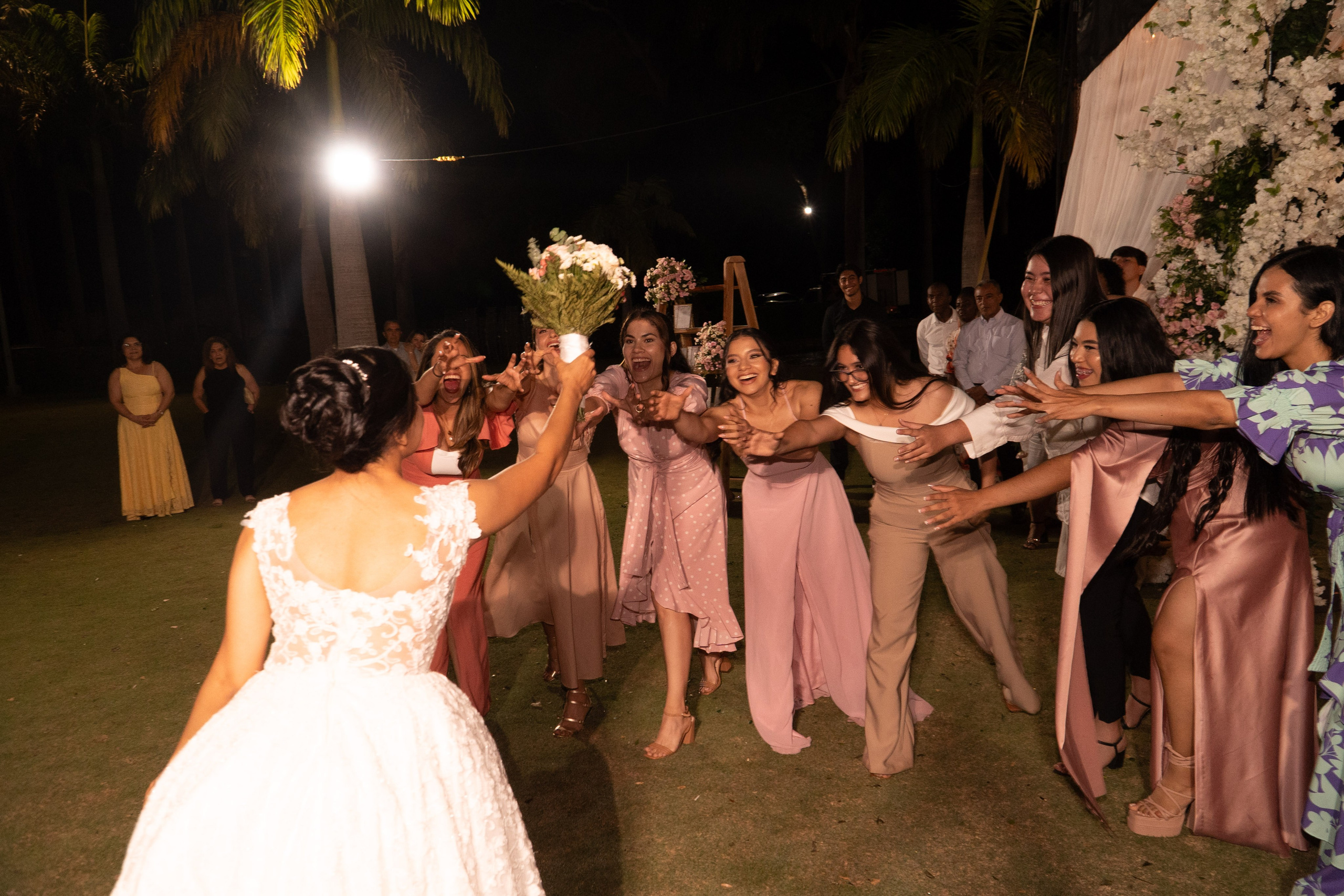 Carola & Gerson. Wedding Photographer in Barcelona and Medellin