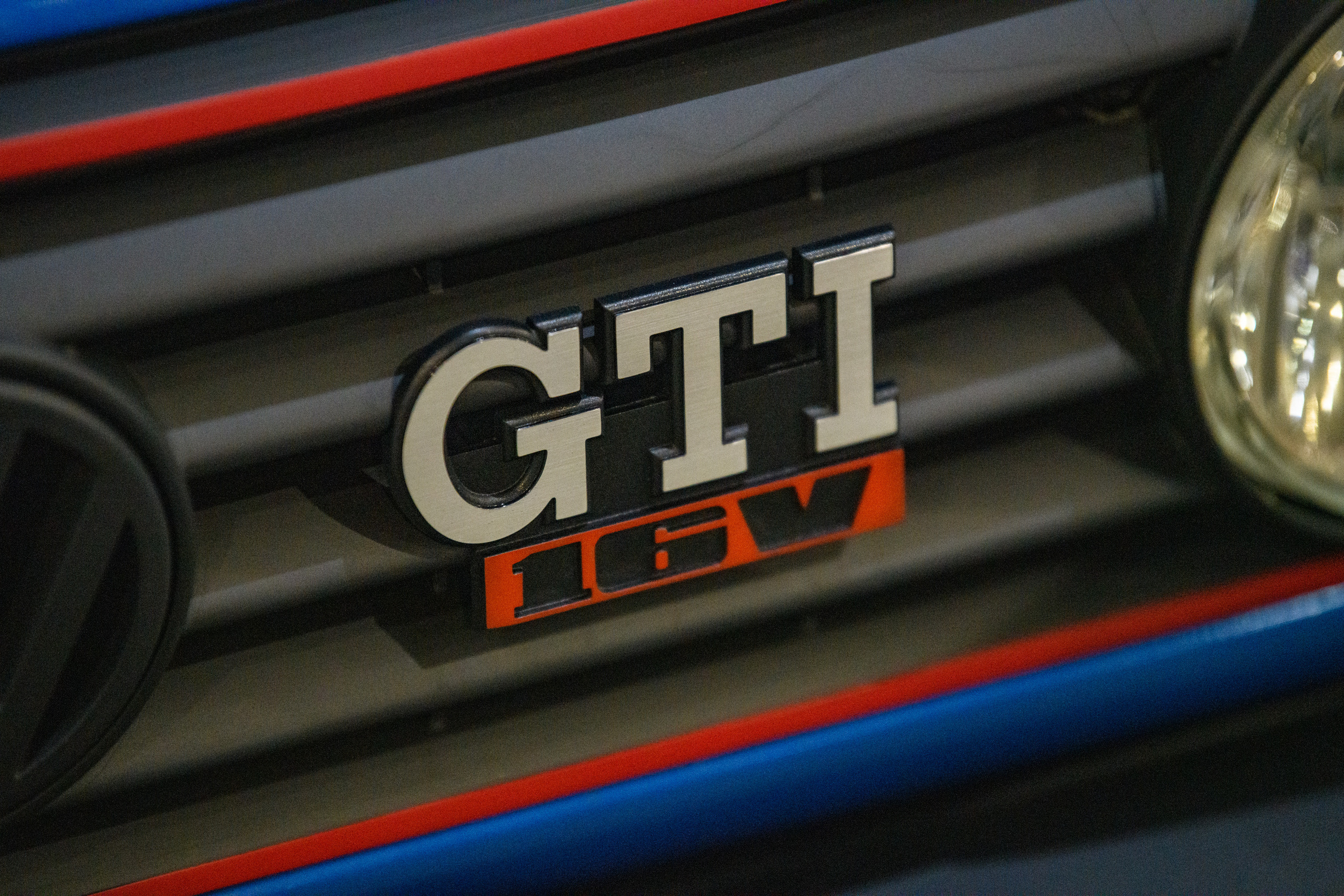 Auto Tuning Show 2022 Moscow. Wildlife photography by Sergey Puponin