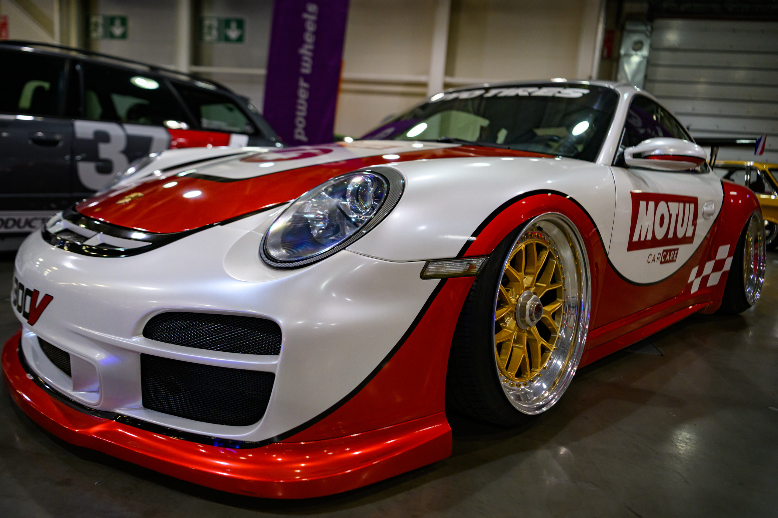 Auto Tuning Show 2022 Moscow. Wildlife photography by Sergey Puponin