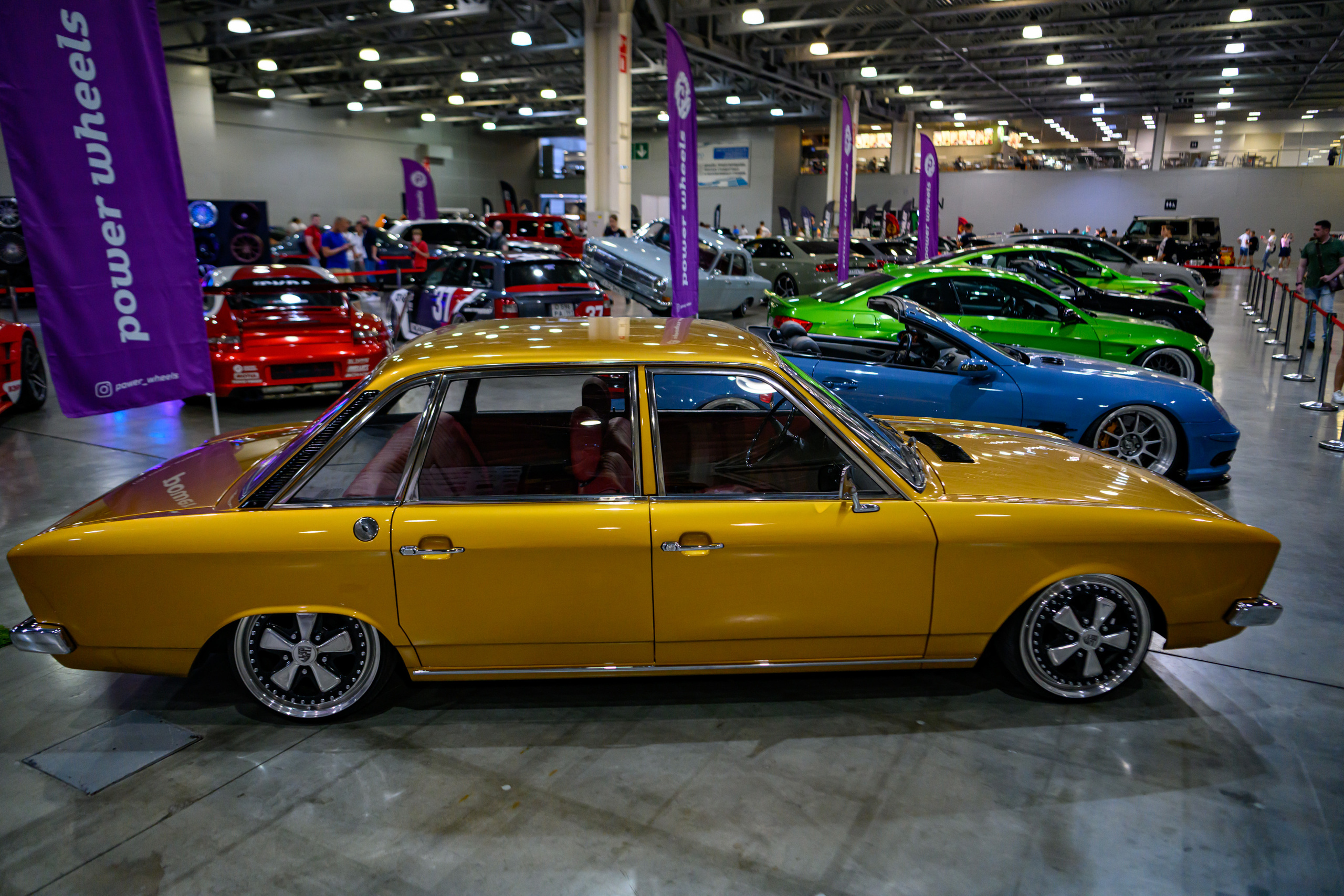 Auto Tuning Show 2022 Moscow. Wildlife photography by Sergey Puponin