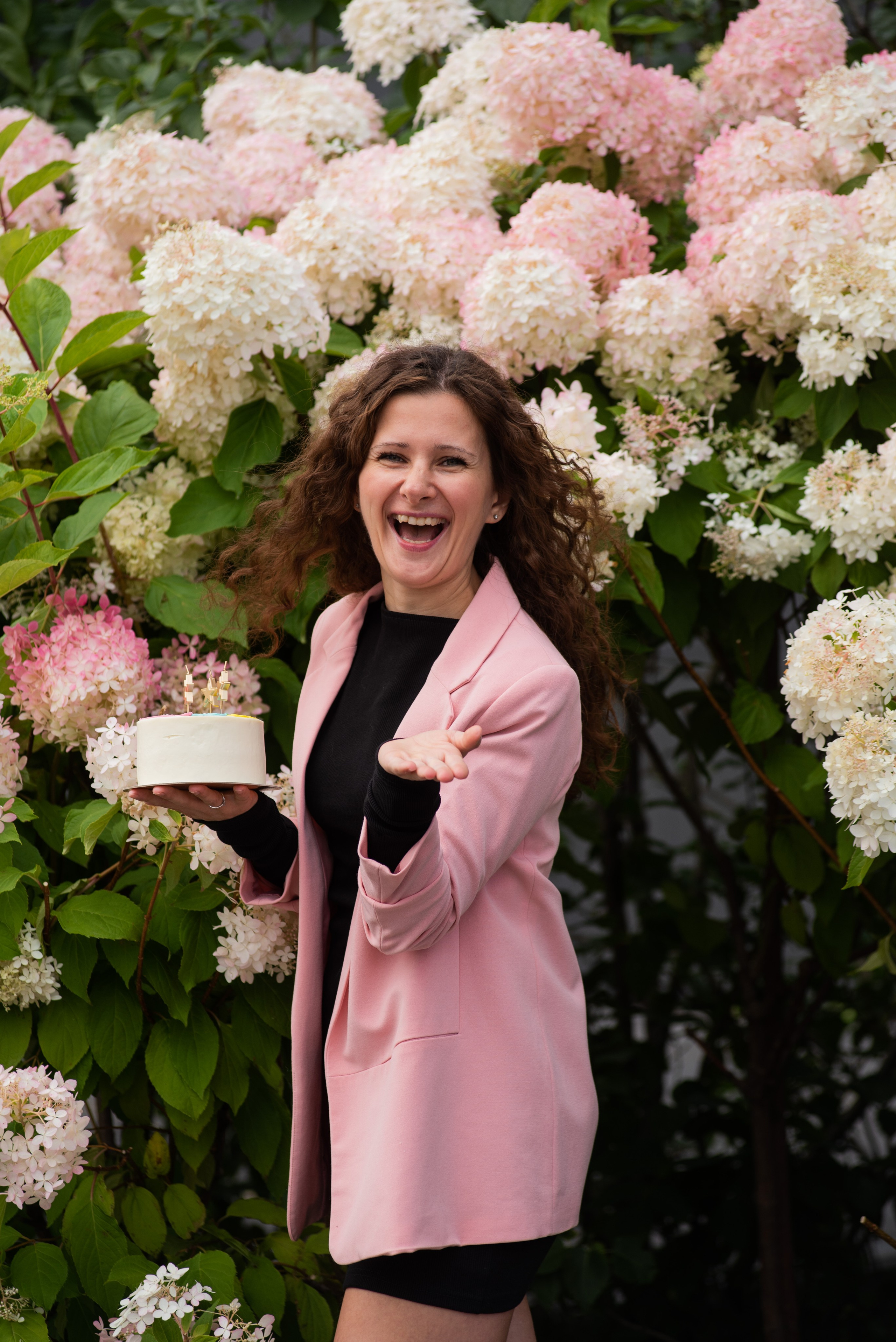 Ирина Ельцин Центр. Семейный и женский фотограф, контент фотосессия в Екатеринбурге