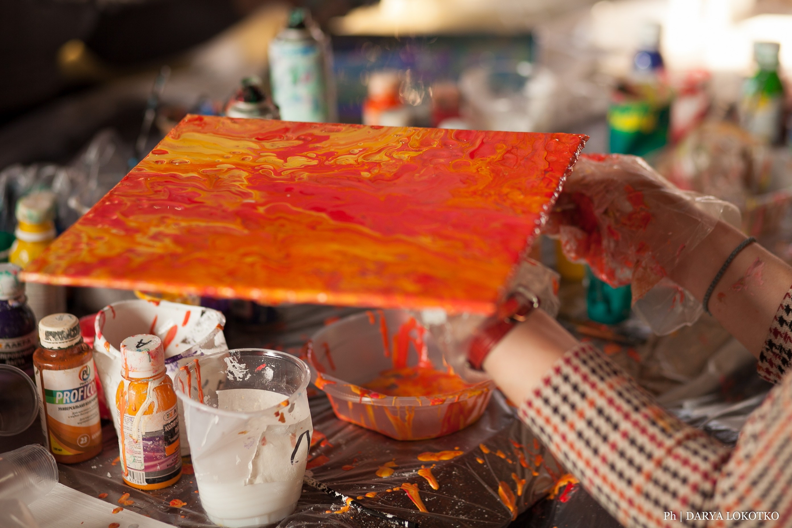 Мастер класс Fluid Art. Фотограф Дарья Локотко в Красноярске