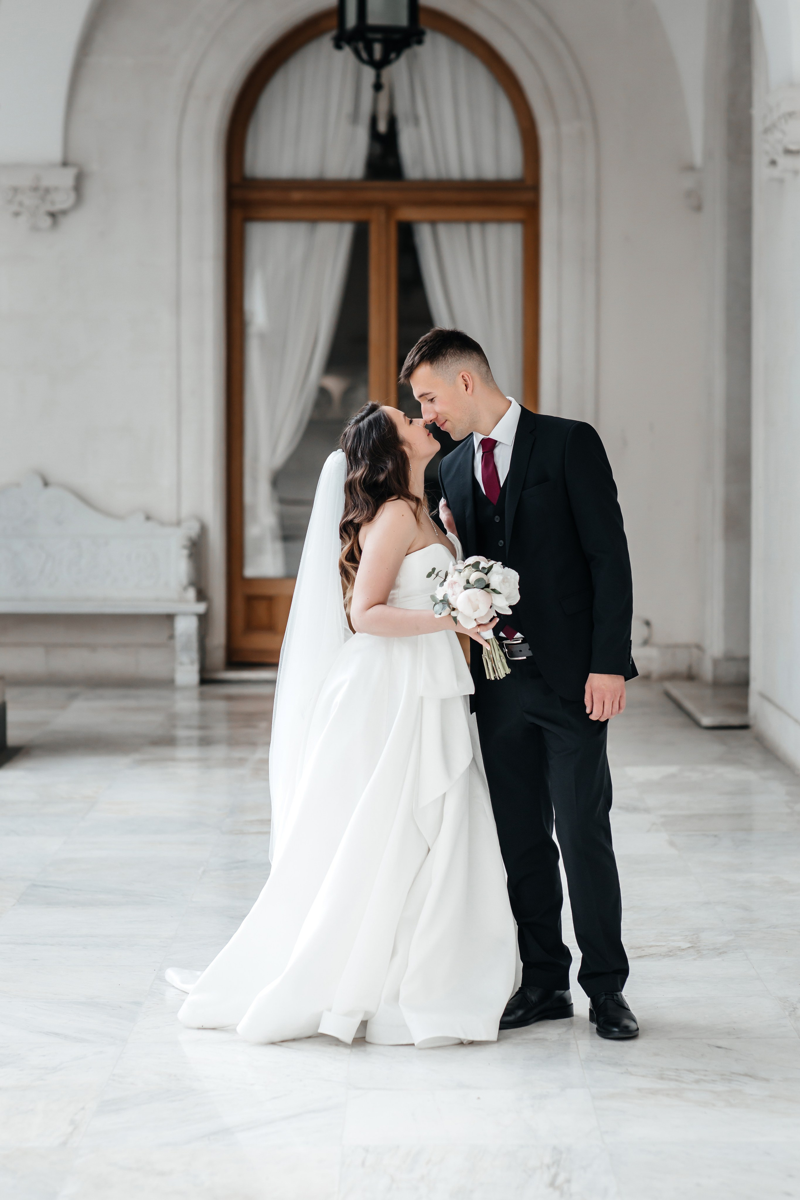 Парк Харакс, май в Крыму. Анонс свадьбы Ильи и Ксении. Свадебный фотограф в Крыму и Севастополе Ольга Баскакова