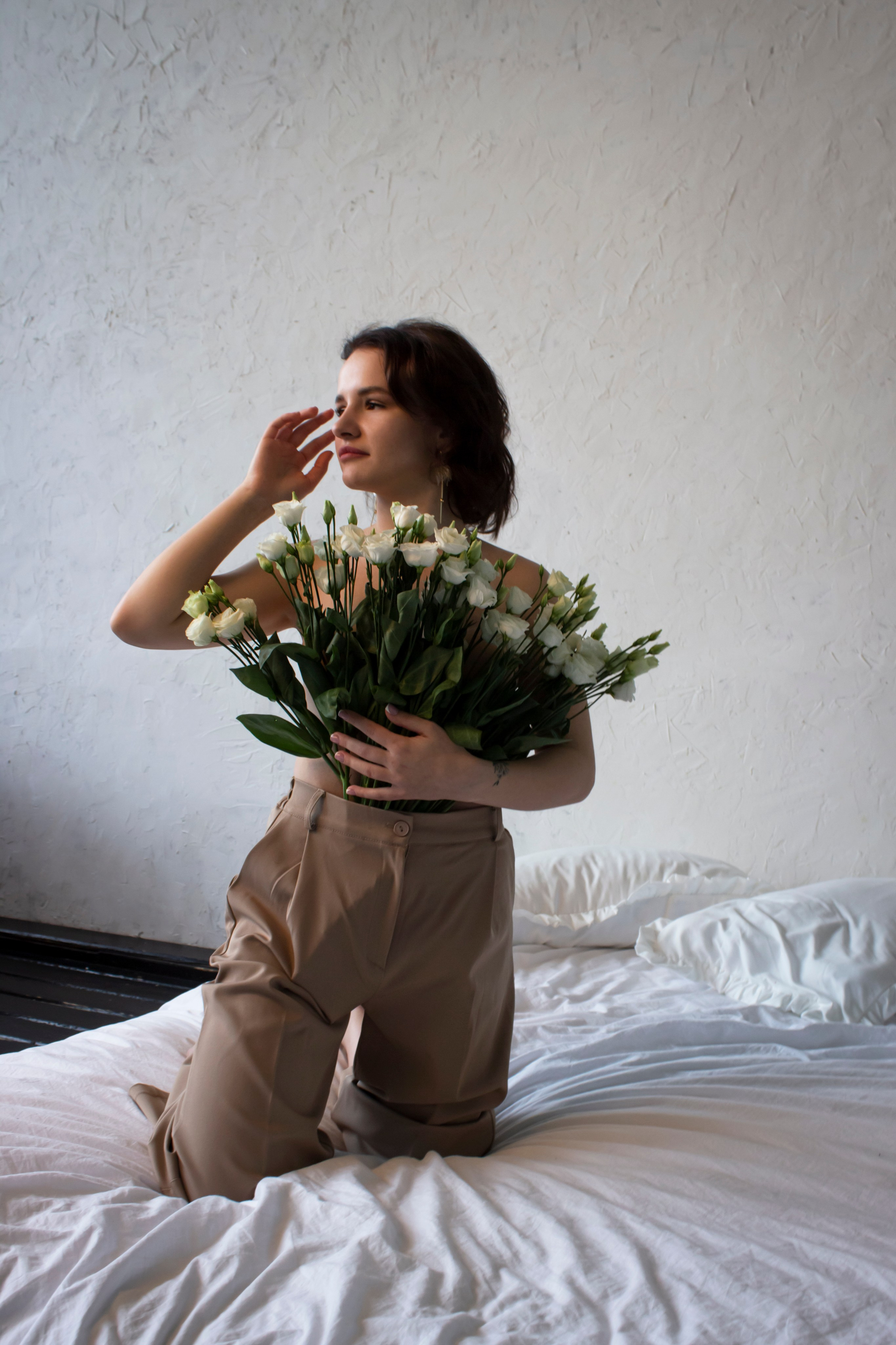 Мария с розами. Фотограф Алексеева Арина