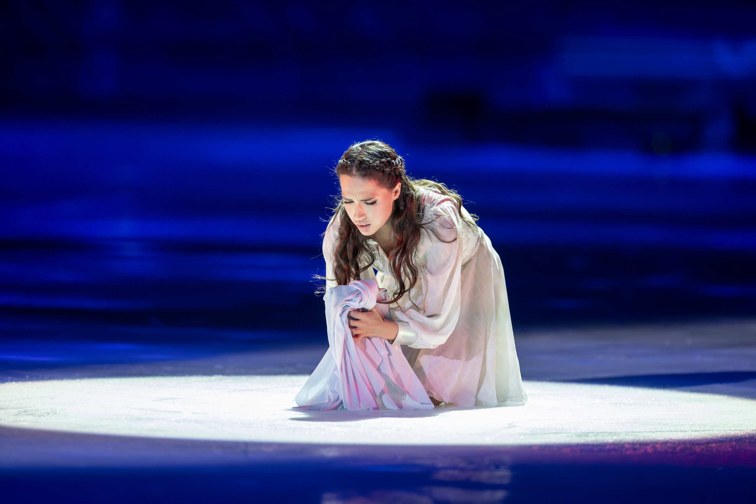 Ледовое шоу Алины Загитовой «Хранители времени». Спортивный репортажный фотограф Казань Нафис Сиразетдинов