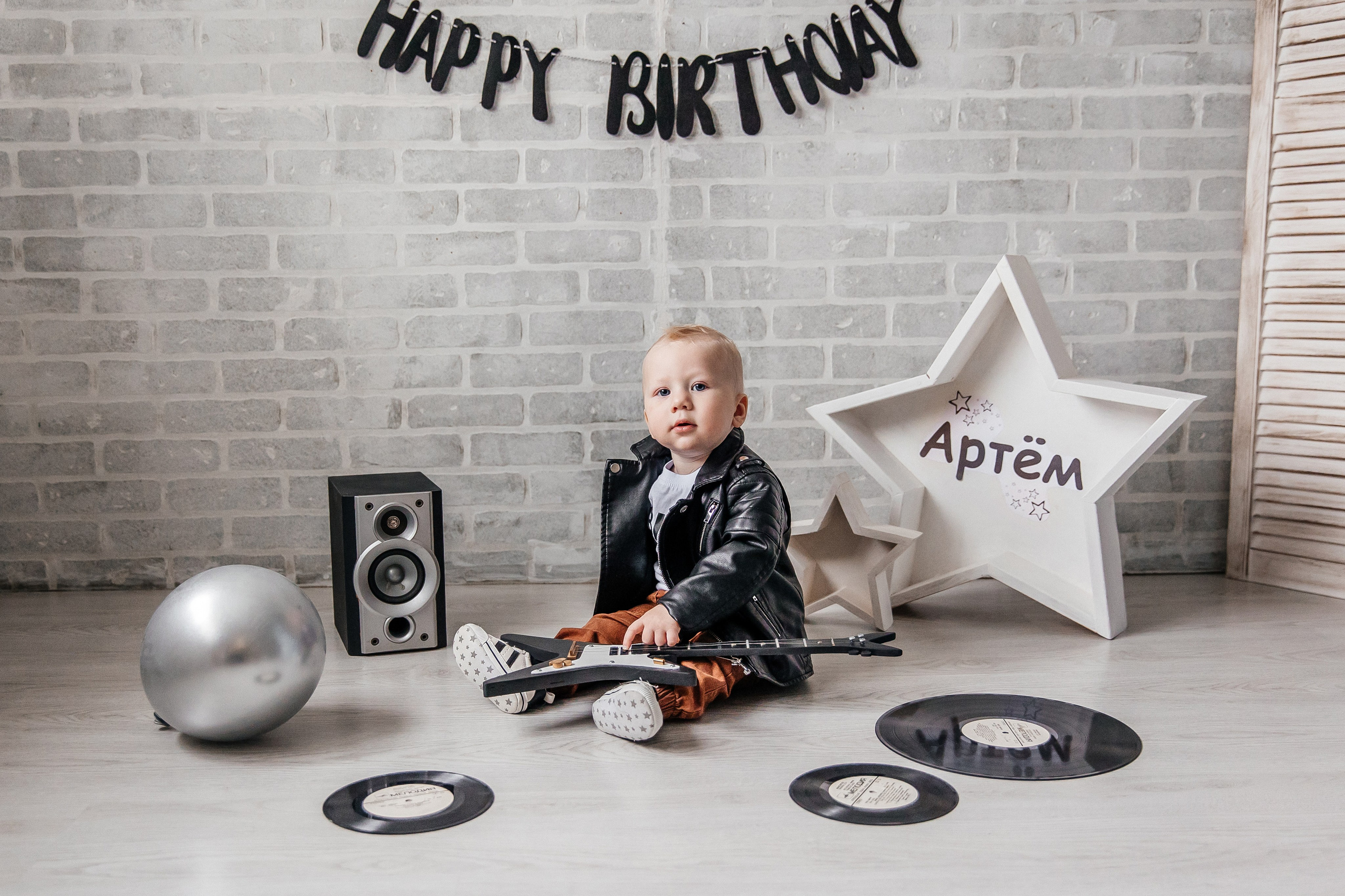 Гитара. Детский фотограф, выпускные альбомы в Нижнем Новгороде Бодягина Мария