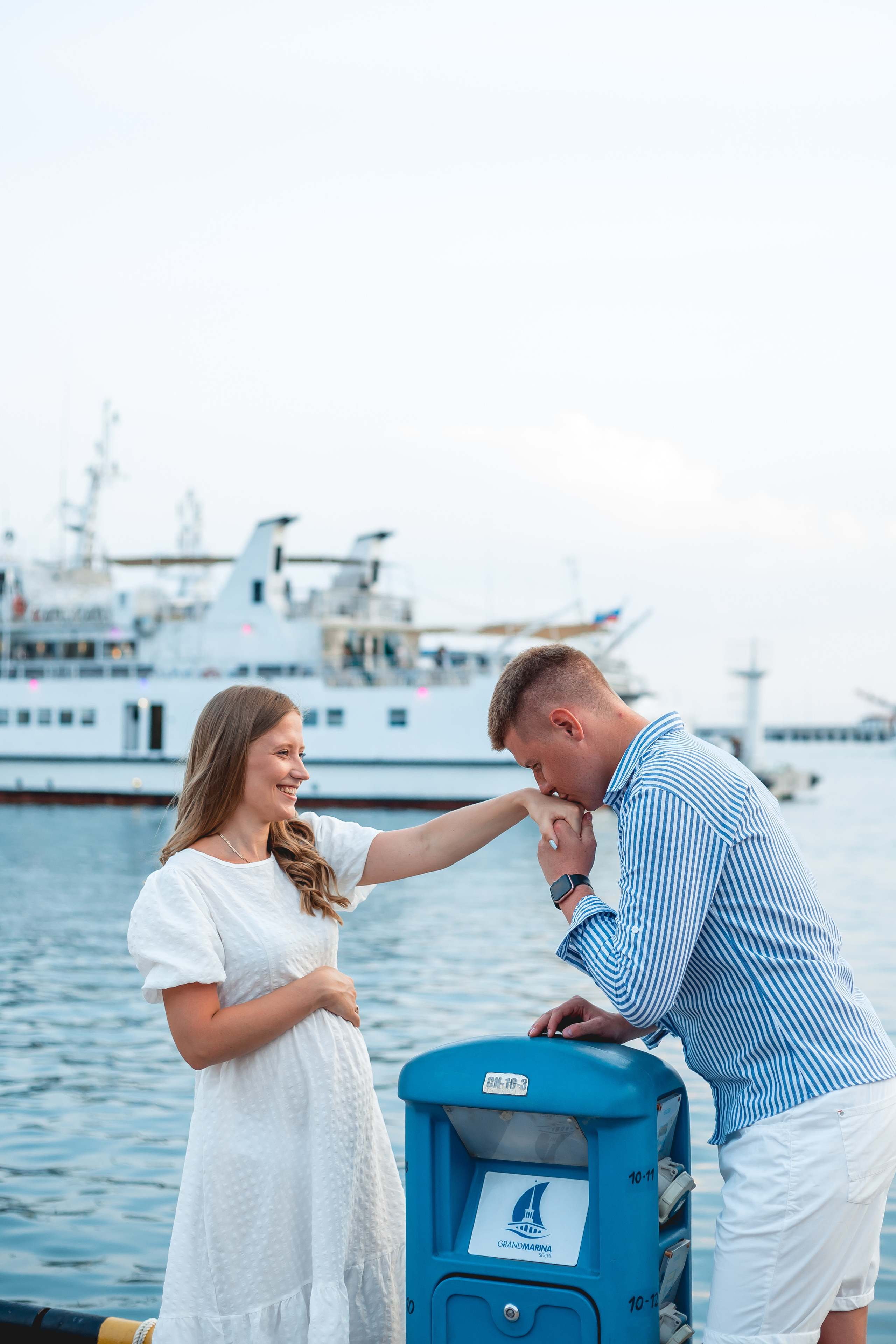 «В ожидании» морской порт. Семейный и свадебный фотограф Сочи Адлер Сириус Красная поляна