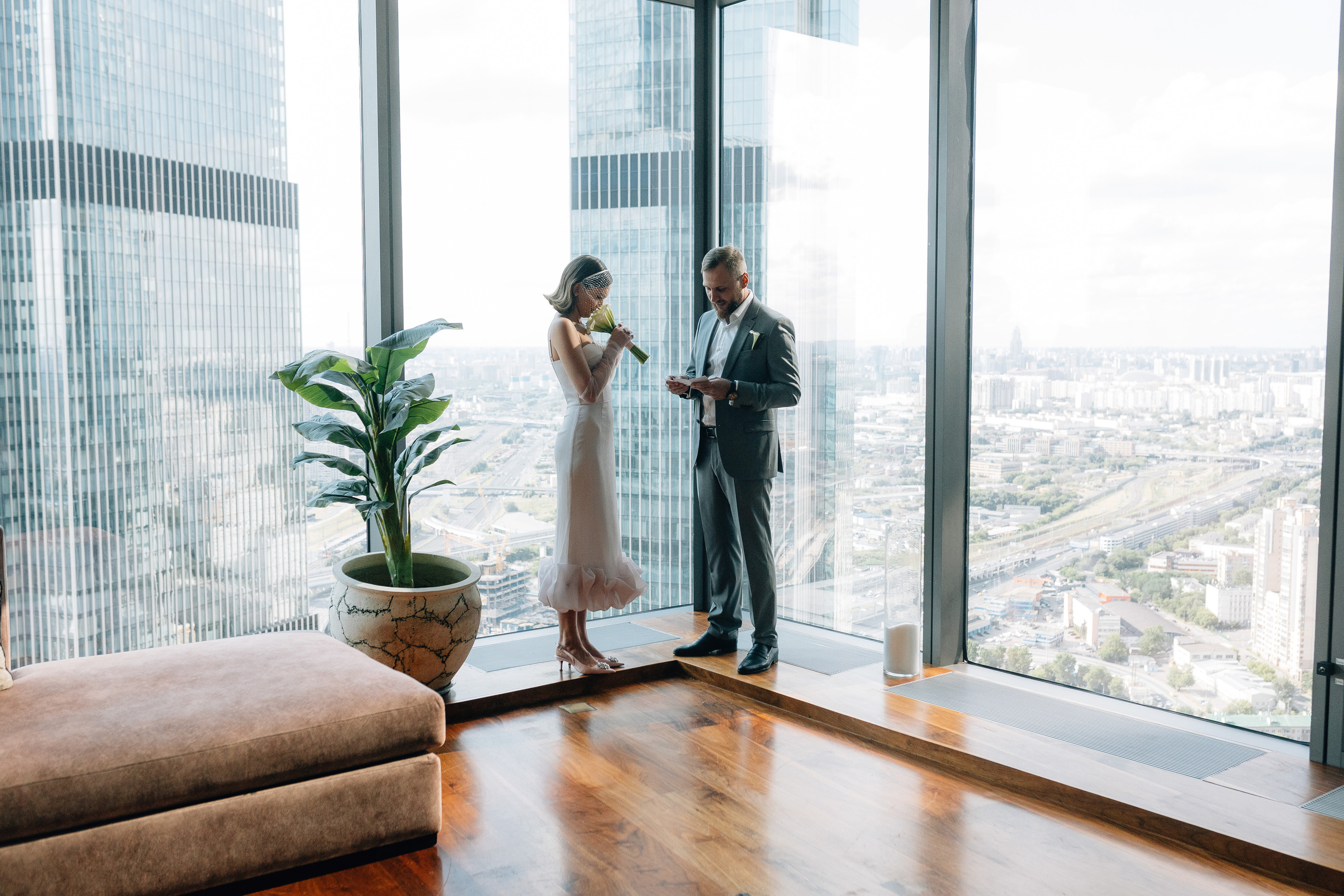 Москва Сити. Свадебный фотограф в Москве Арчылан Николаев