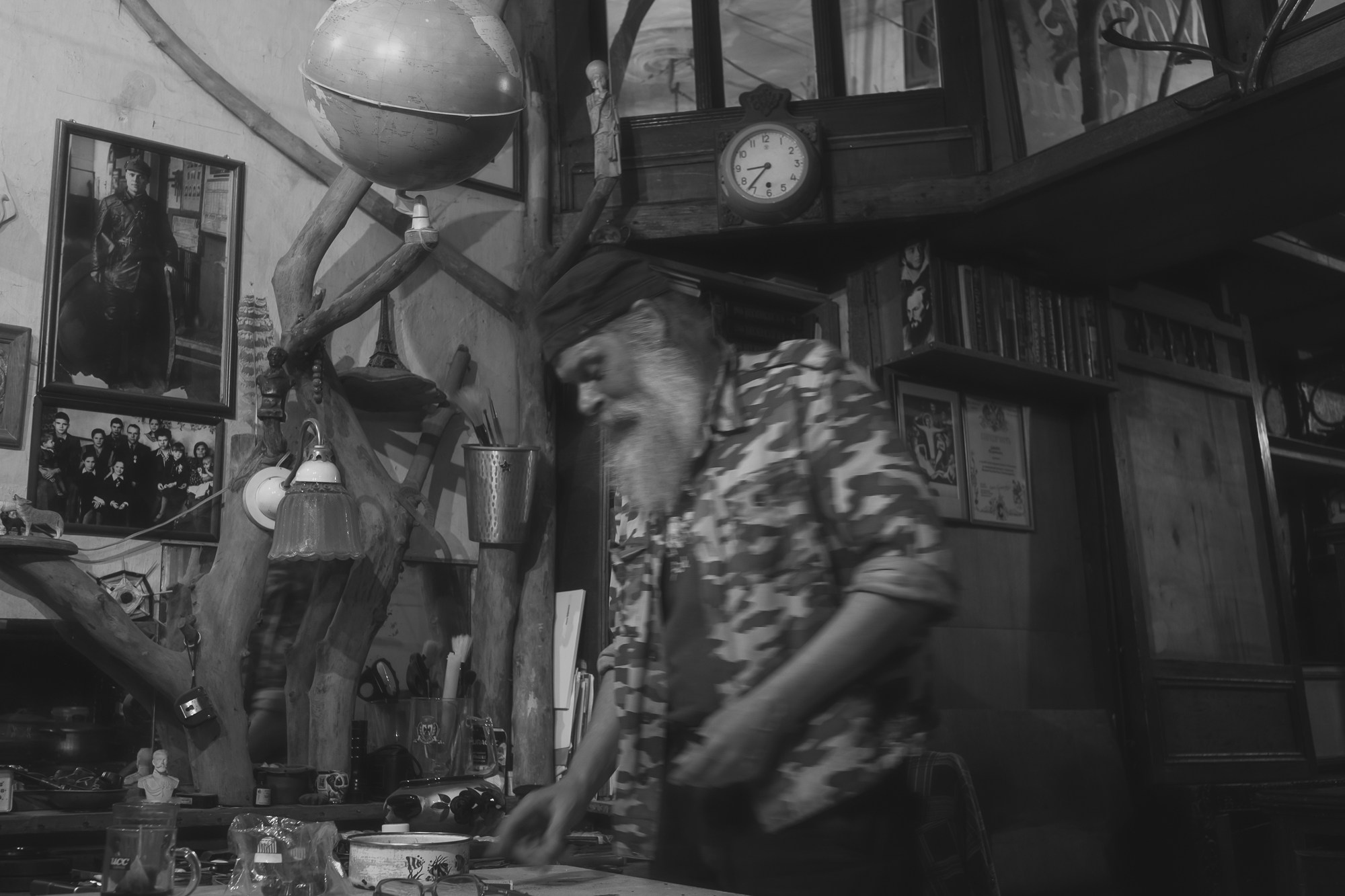 Портреты и истории