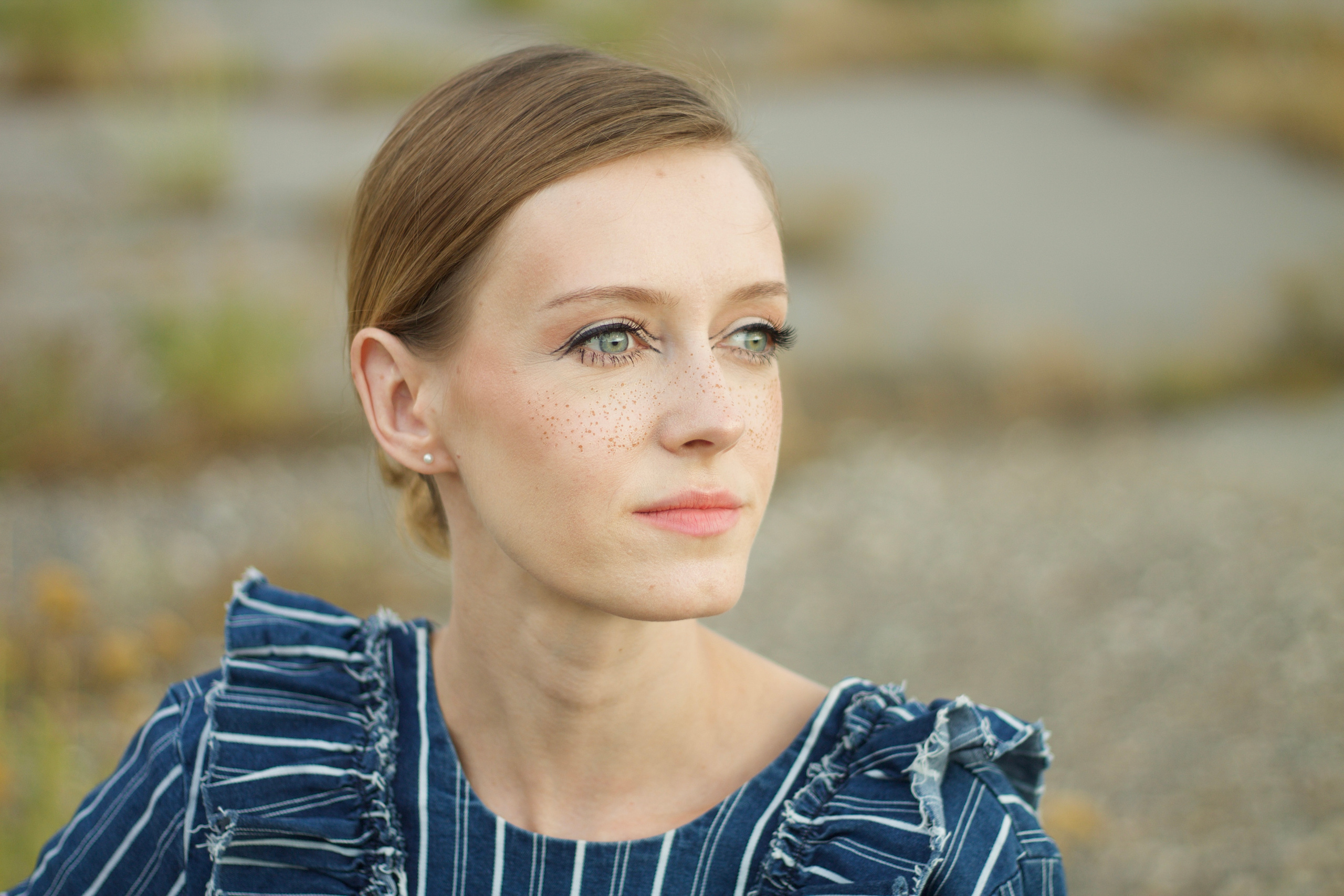 Girl portrait in zara dress by Anna Karamurzina
