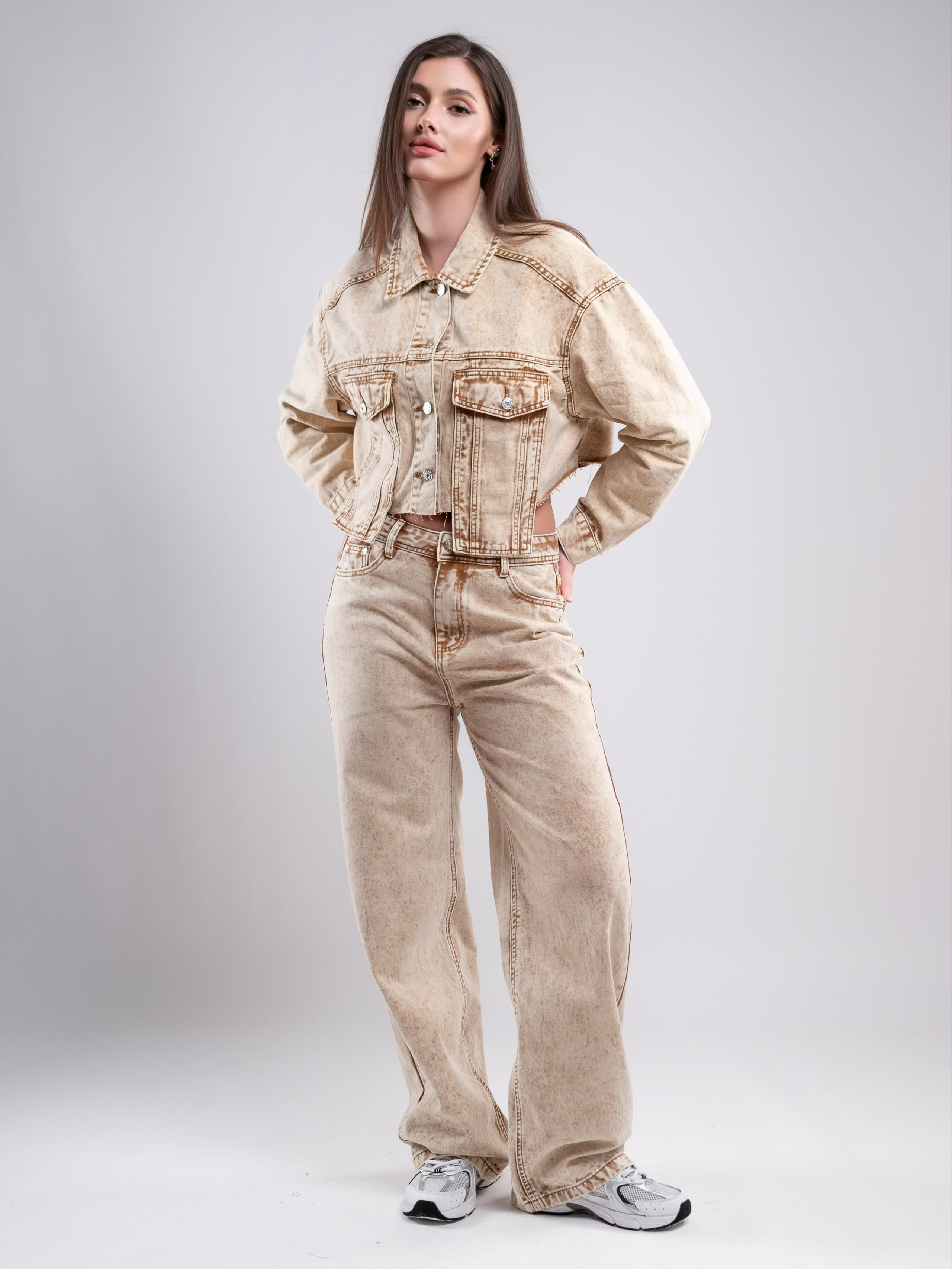 Джинсовые костюмы две модели. Предметный фотограф, фото для маркетплейсов Пятигорск, КМВ