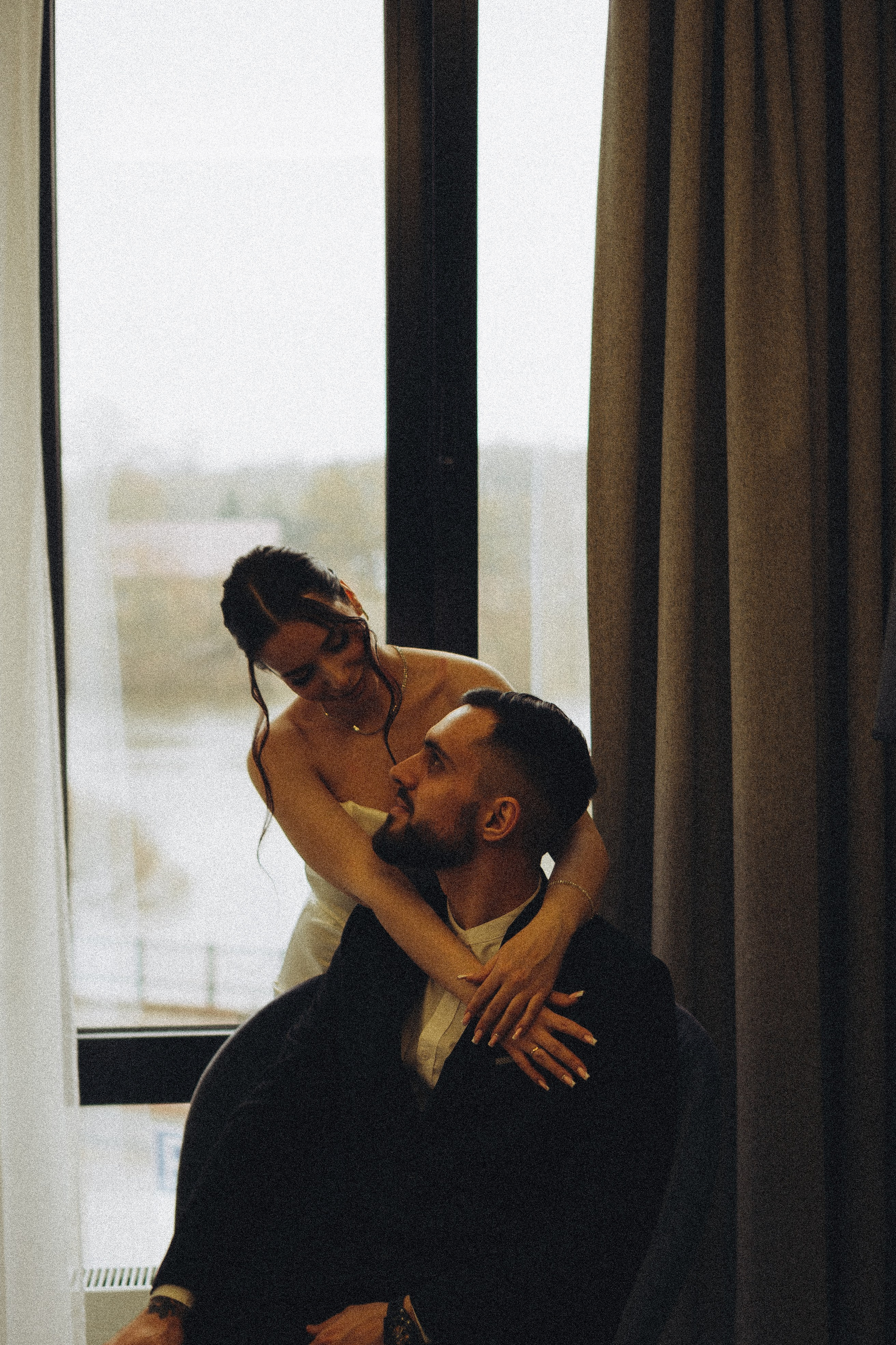 СВАДЕБНАЯ СЬЕМКА СБОРОВ ЖЕНИХА И НЕВЕСТЫ В ОТЕЛЕ И ТАКЖЕ ФОТОСЕССИИЯ В ОТЕЛЕЕ МЕГАПОЛИС БРЯНСК. Профессиональный фотограф, Санкт-Петербург — Виктория Богомолова