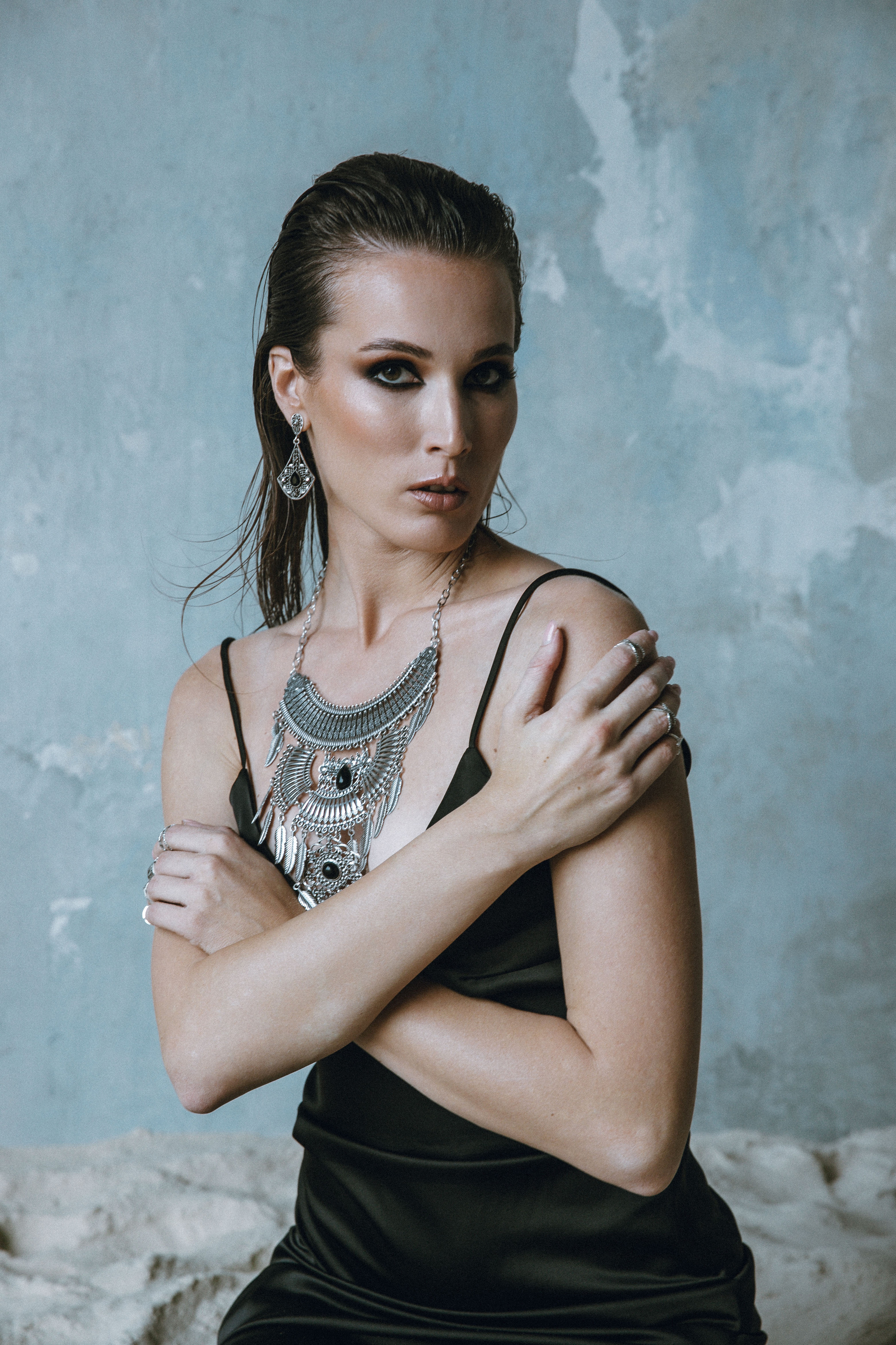 Женский портрет в студии с песком. Свадебный фотограф в Москве Элина Ларченкова. Фото, которые цепляют