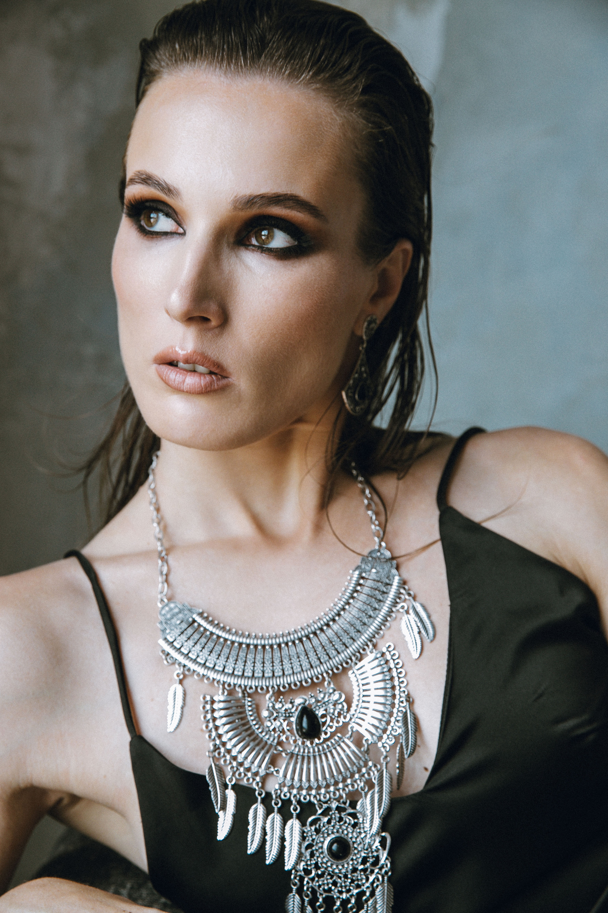 Женский портрет в студии с песком. Свадебный фотограф в Москве Элина Ларченкова. Фото, которые цепляют