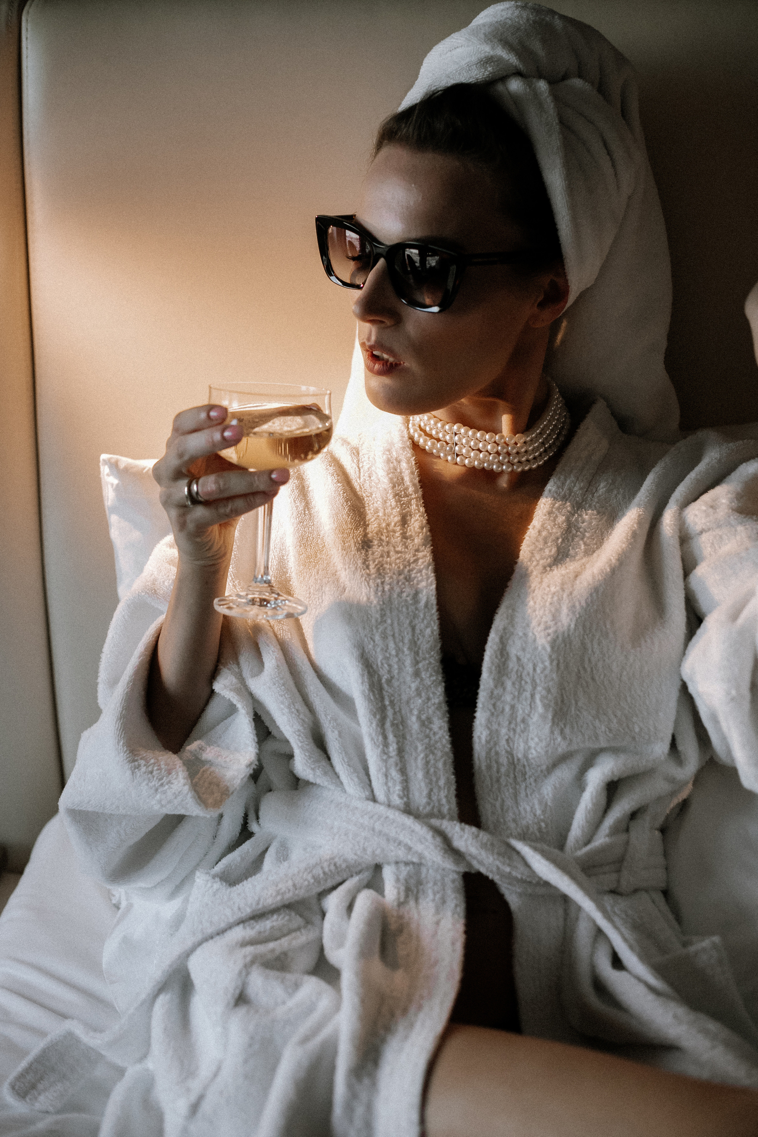 Женский портрет в отеле Radisson Blu. Свадебный фотограф в Москве Элина Ларченкова. Фото, которые цепляют