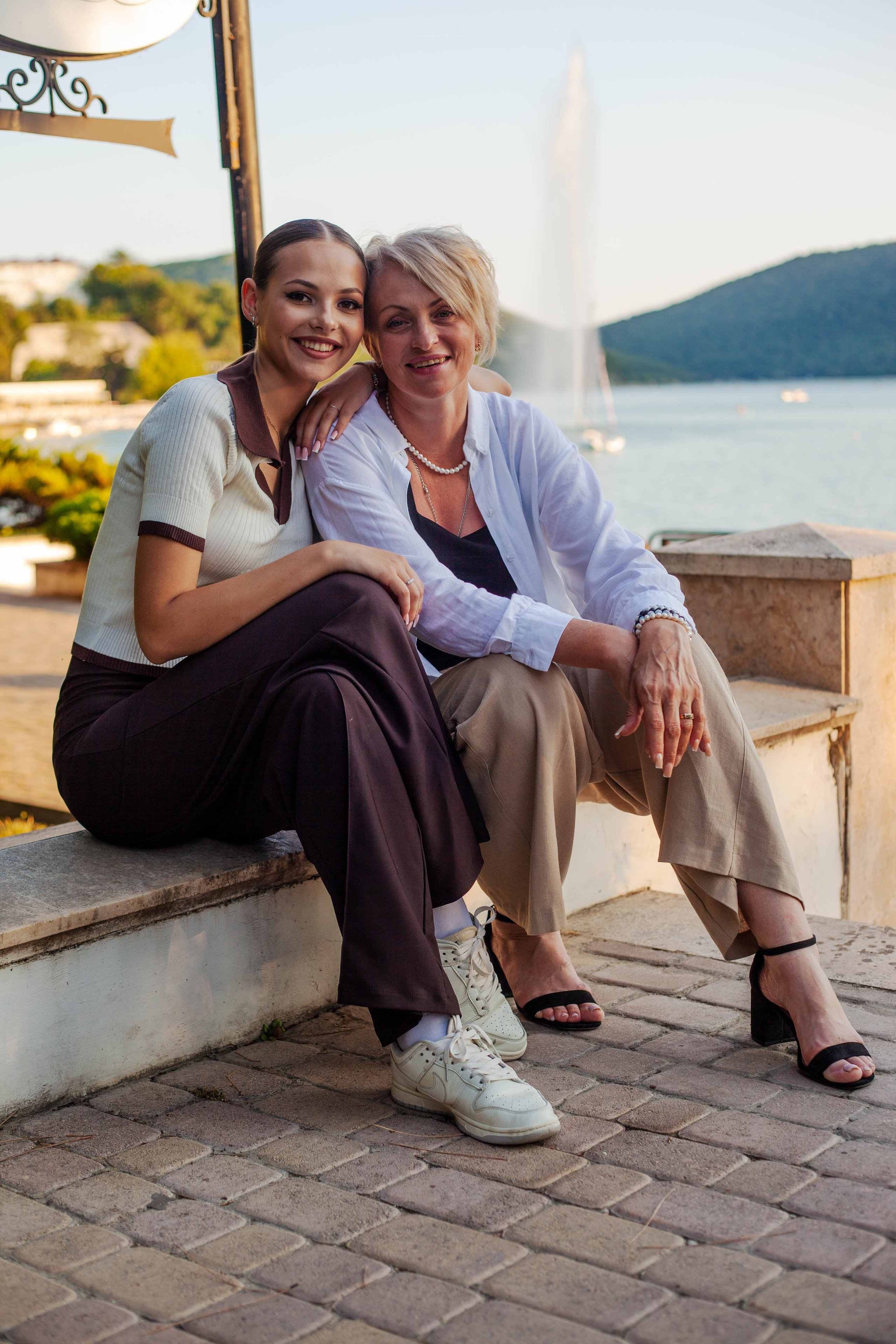 Абрау. Уличный фотограф Города N