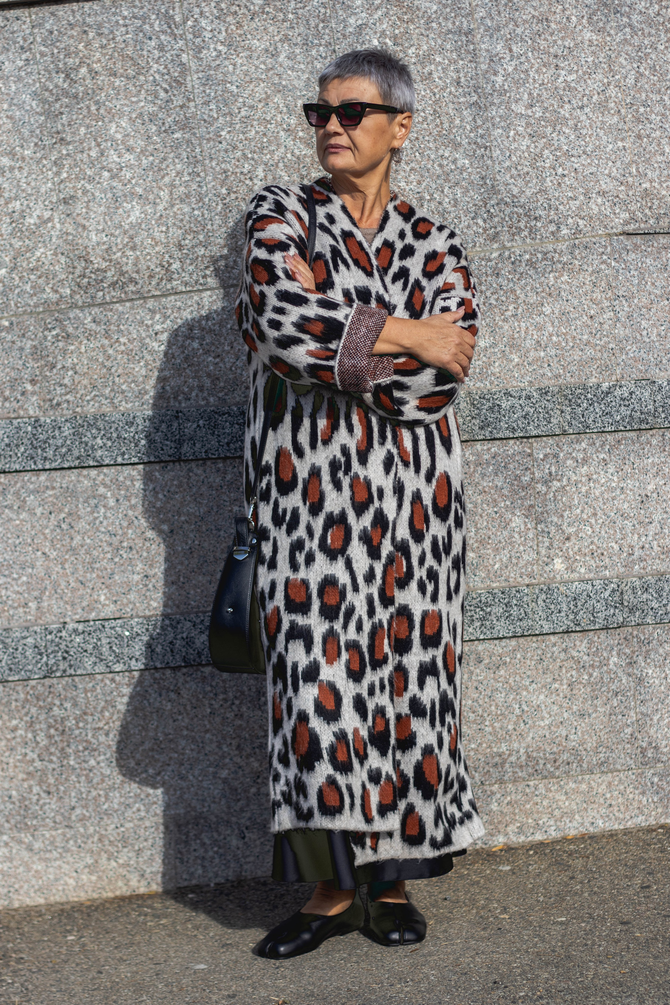 «Она среди улиц: лёгкость и стиль». Уличный фотограф Города N