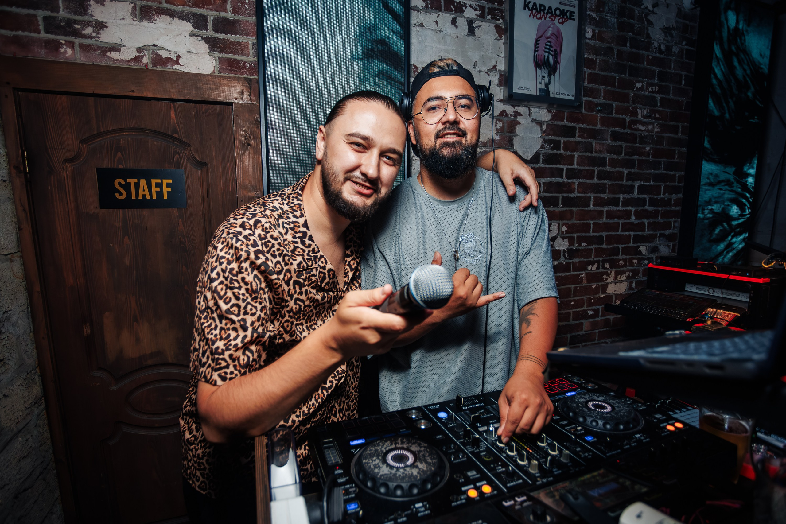 «КРАВЦ"_Чайка на пляже_Ялта_27.08.2025 г. Аминов Руслан | Фотограф