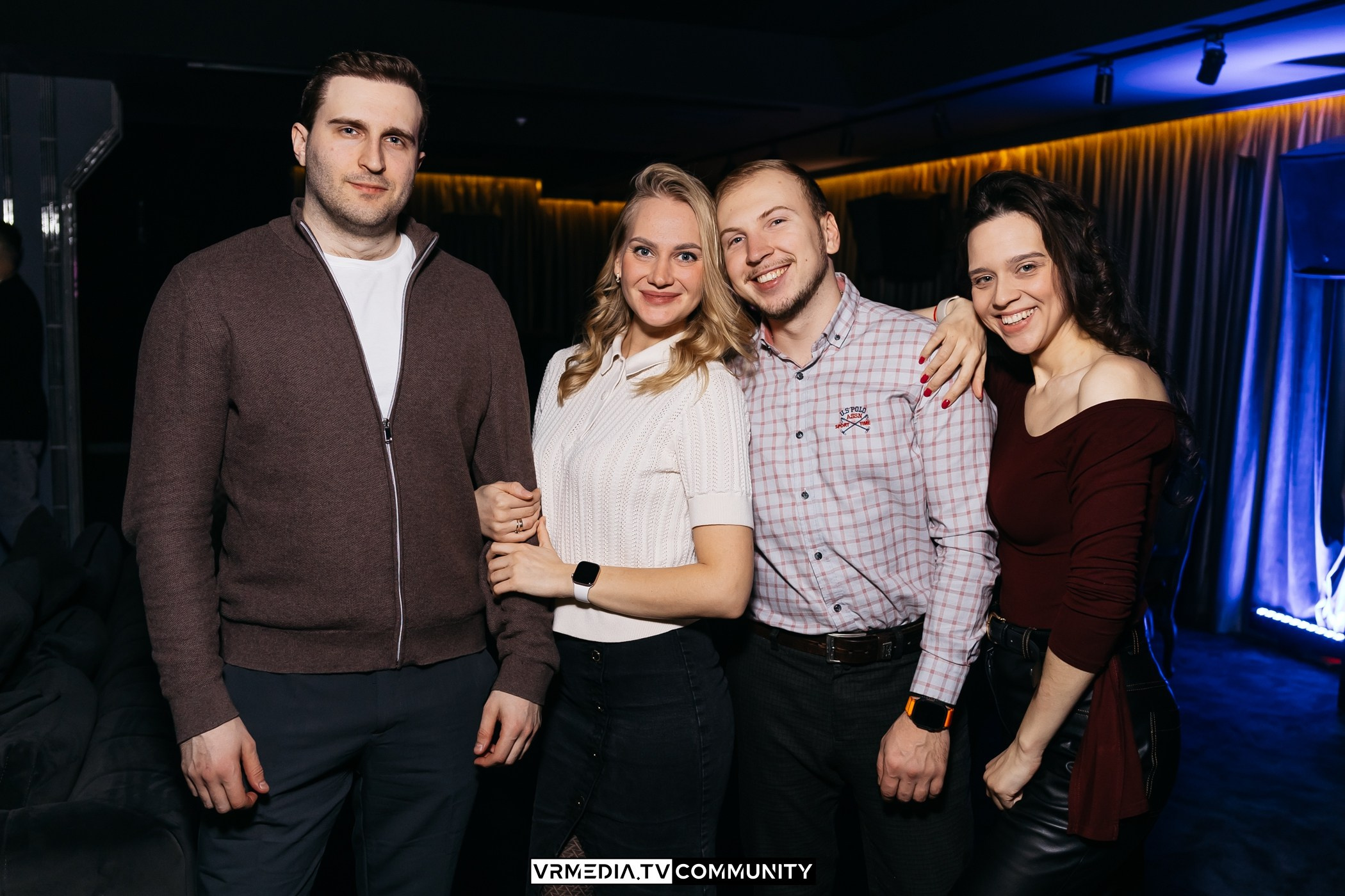 Вечер в караоке-баре «Volna»