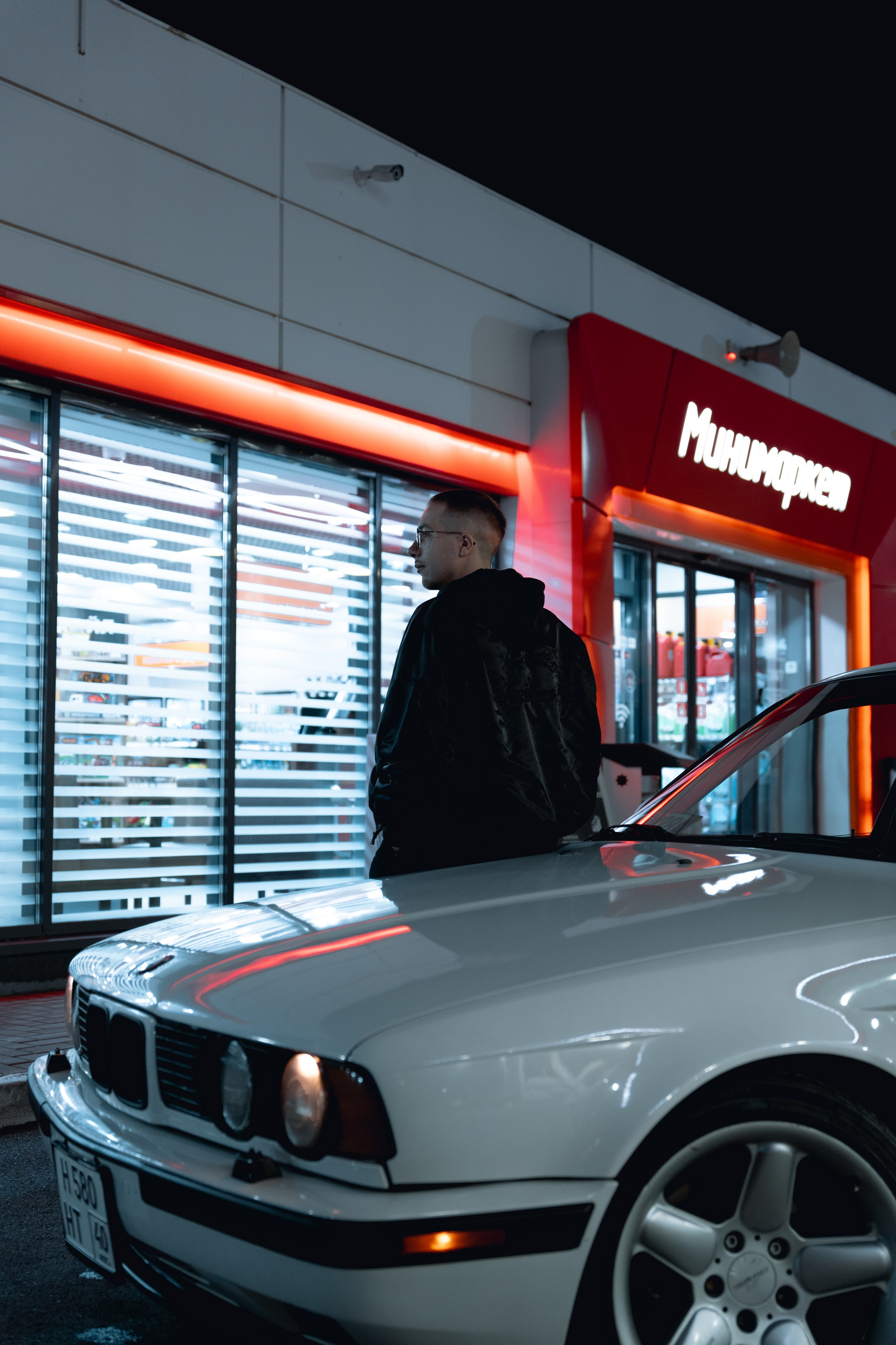 Фотографии Никиты и его BMW E34