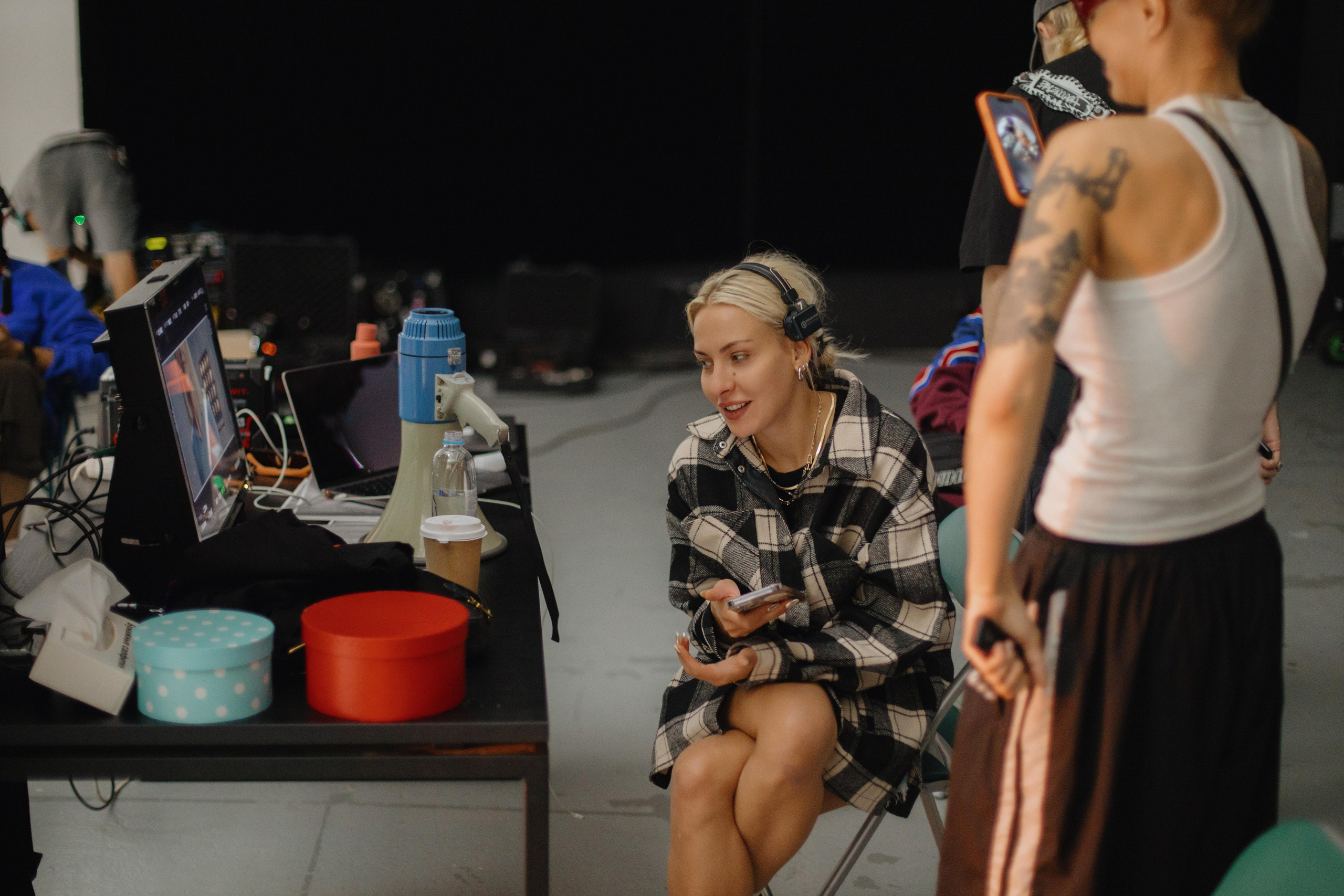 Съемка клипа Юлианны Карауловой и Бьянки. Фотограф в Москве и Санкт-Петербурге Дарина