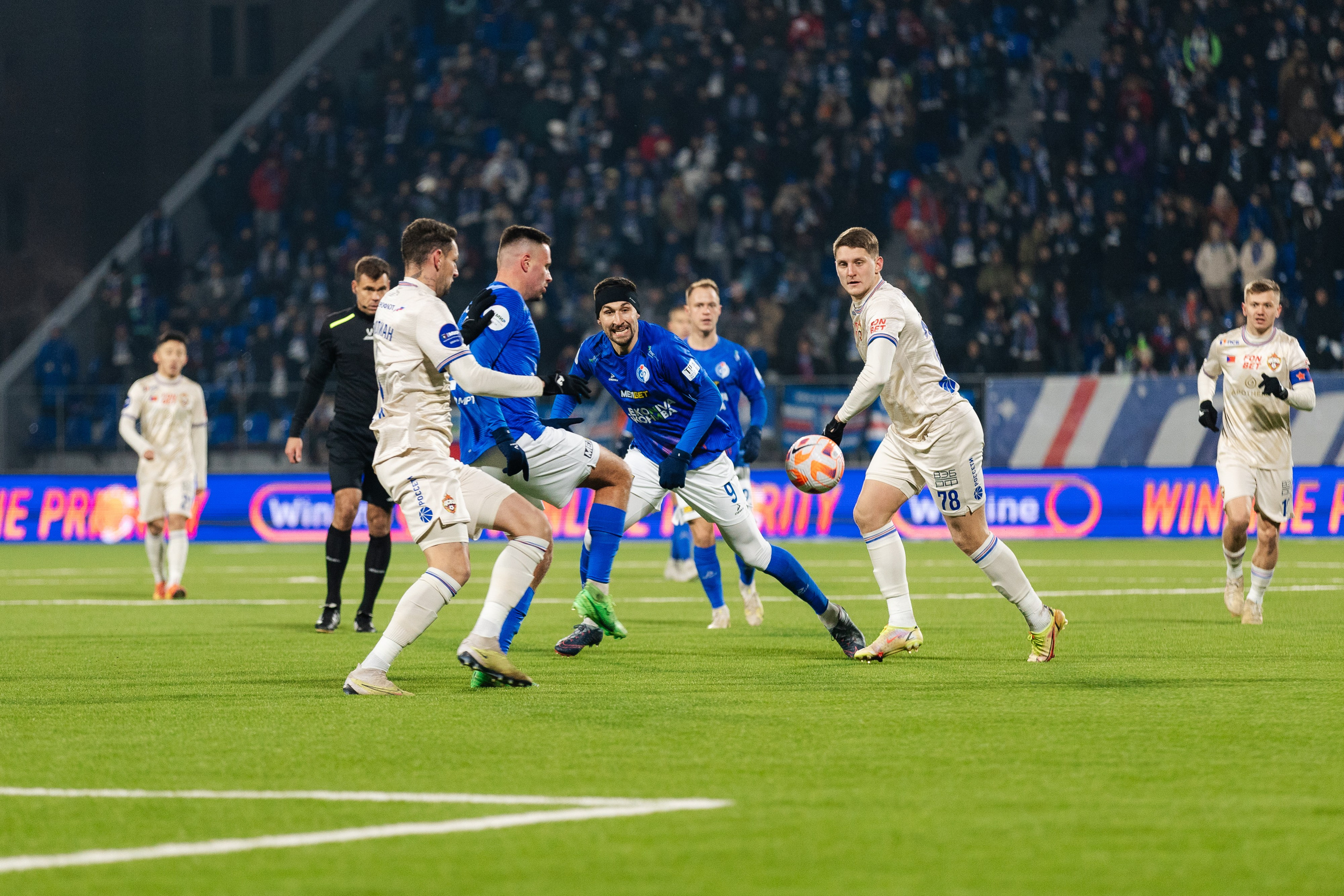 Факел — ЦСКА. Свадебный и репортажный фотограф в Воронеже Сергей Максимов