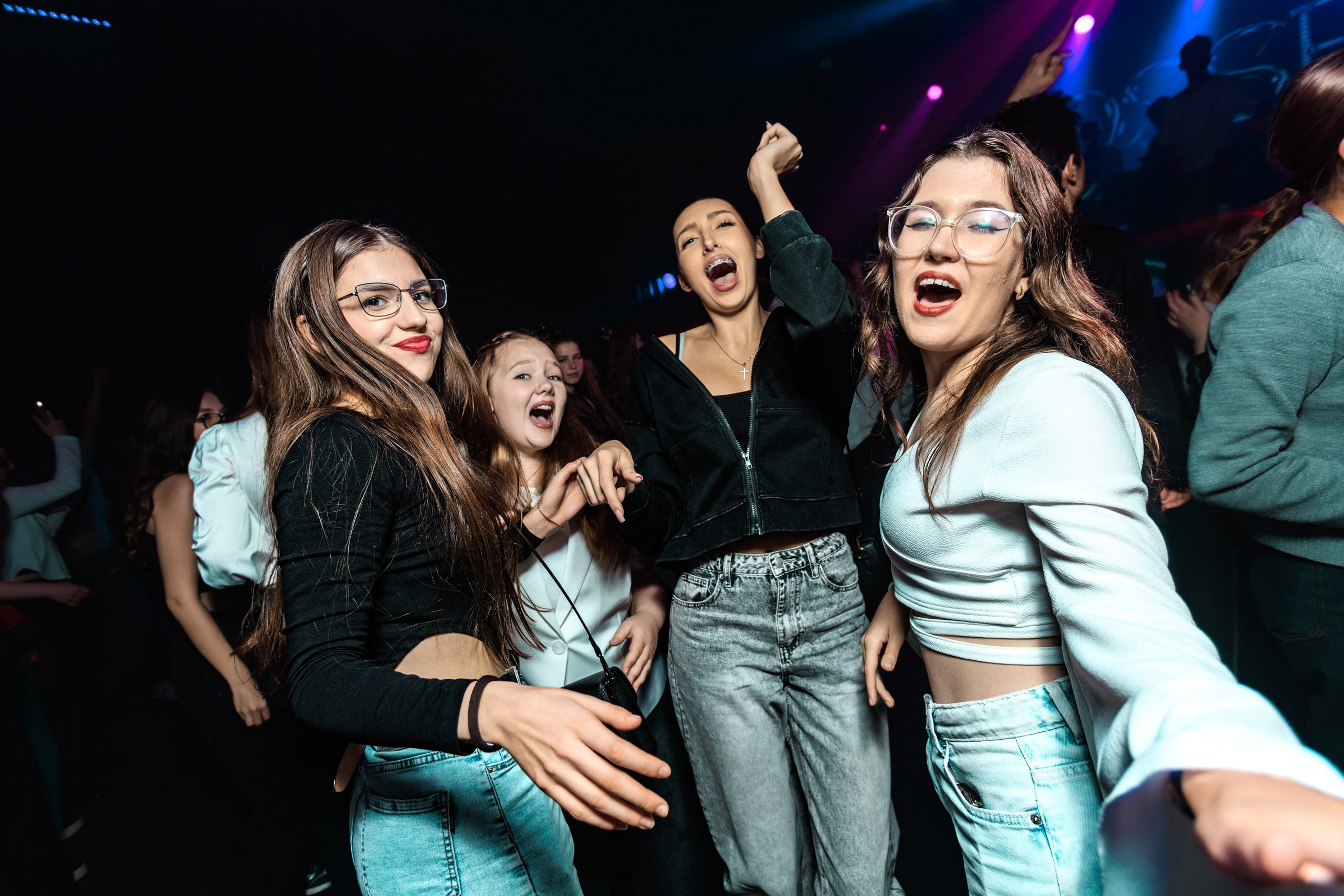 День первокурсника | Свобода. Репортажный фотограф Екатеринбург | Яркий, качественный репортаж | Концерты, клубы, репортаж, праздники, корпоративы