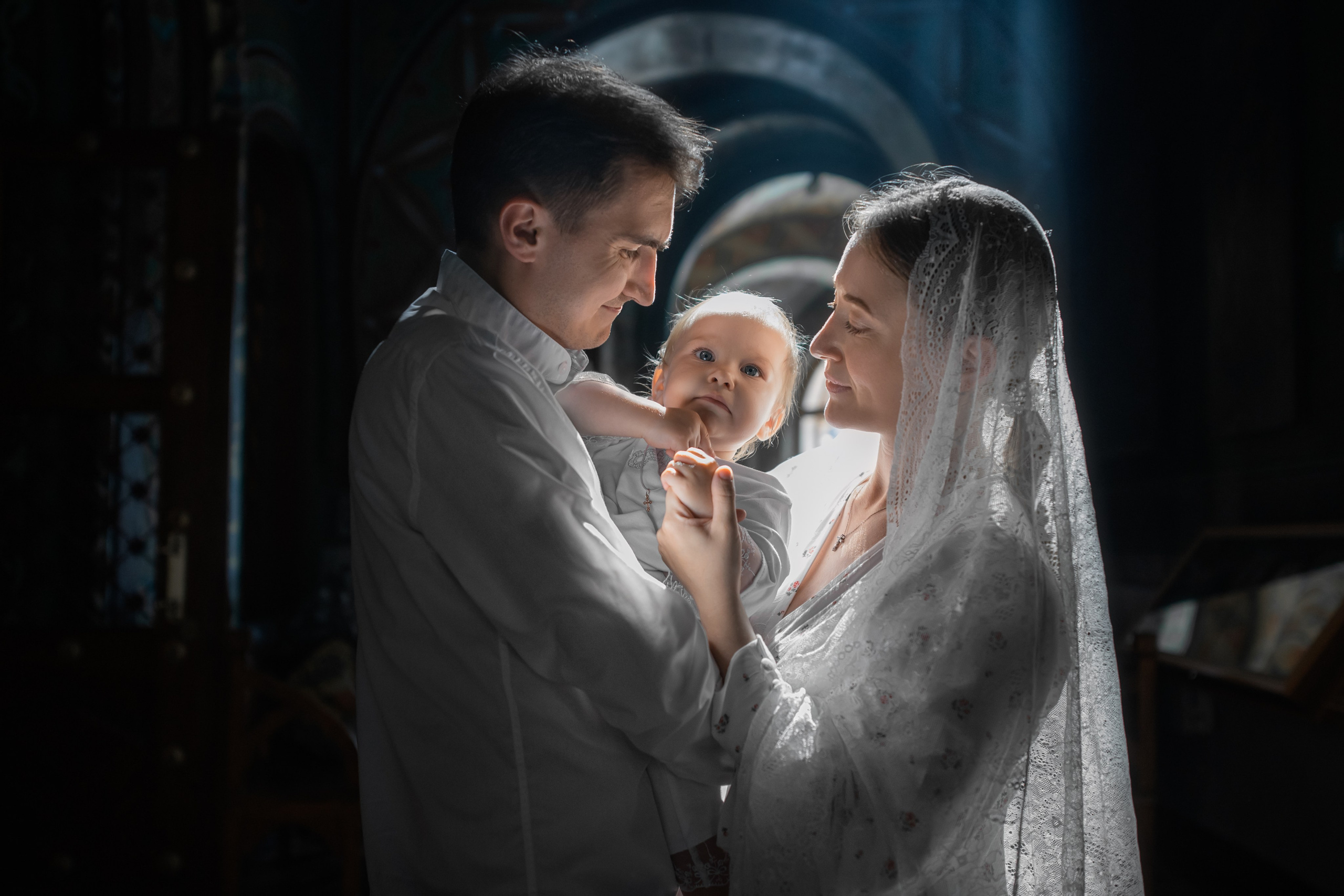 Крещение в соборе Петра и Павла в Петергофе. Фотограф на крещение и венчание, семейный фотограф в Санкт-Петербурге