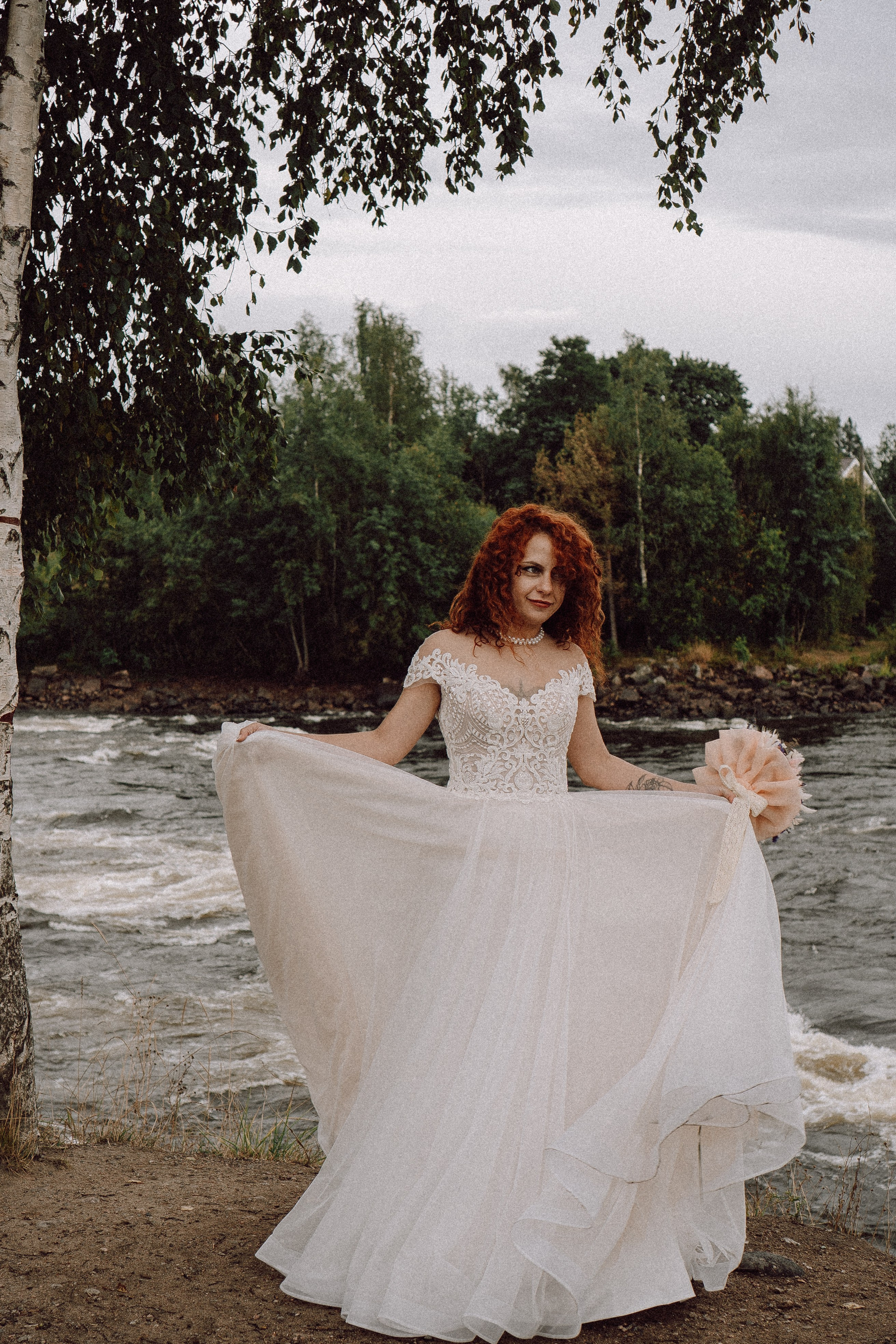 СВАДЕБНАЯ ФОТОСЕССИИЯ ПАРЫ В ГОРОДЕ ПРИОЗЕРСК В СОСНОВОМ ЛЕСУ И С ПИКАПОМ. Профессиональный фотограф, Санкт-Петербург — Виктория Богомолова