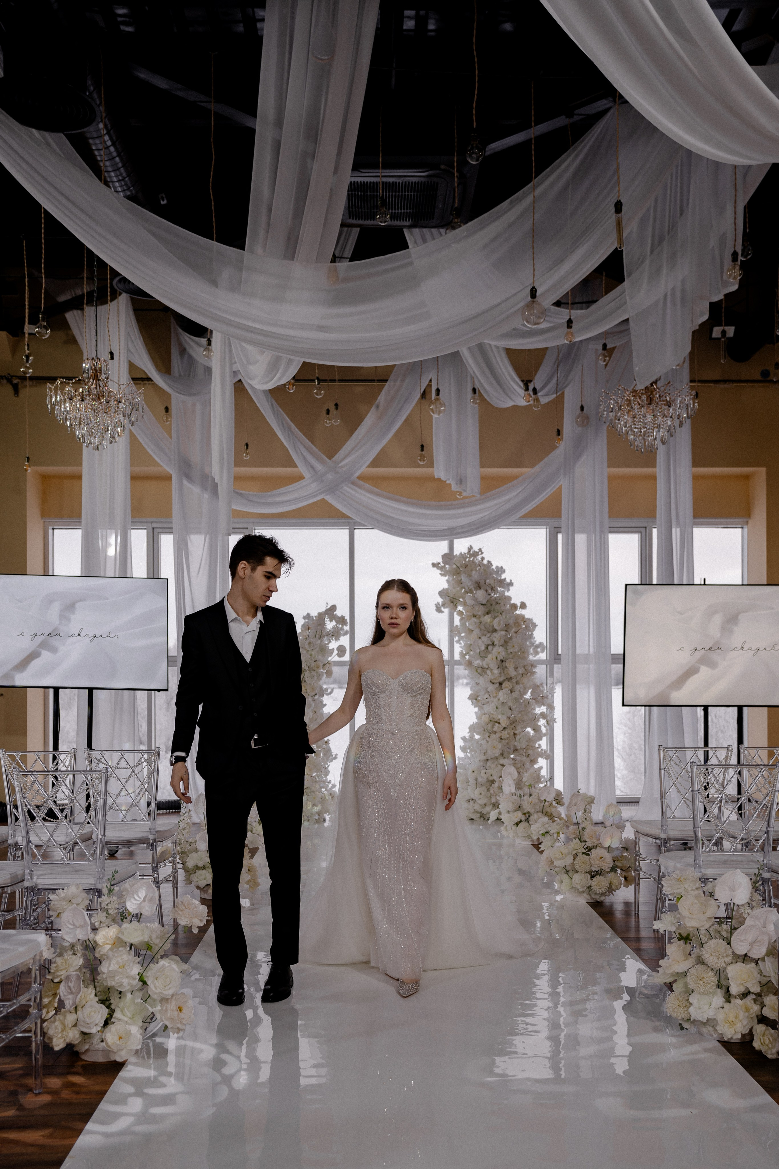 СВАДЕБНАЯ СЬЕМКА СБОРОВ В ОТЕЛЕ И ВЫЕЗД НА ЦЕРЕМОНИЮ (СНЯТО В СИБИРЕ В НИЖНЕВАРТОВСКЕ). Профессиональный фотограф, Санкт-Петербург — Виктория Богомолова