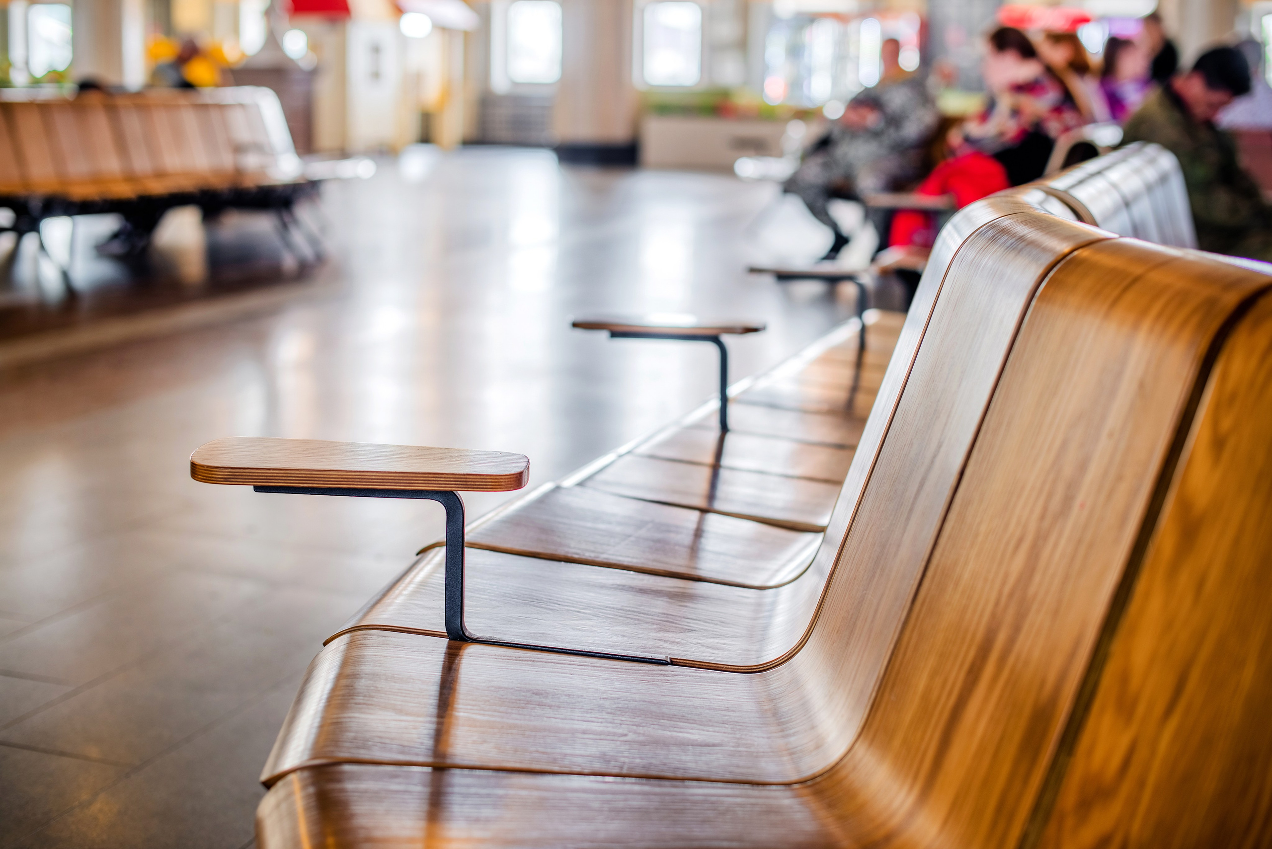 Железнодорожный вокзал Новосибирск-Главный. Фотограф Сергей Сергеев