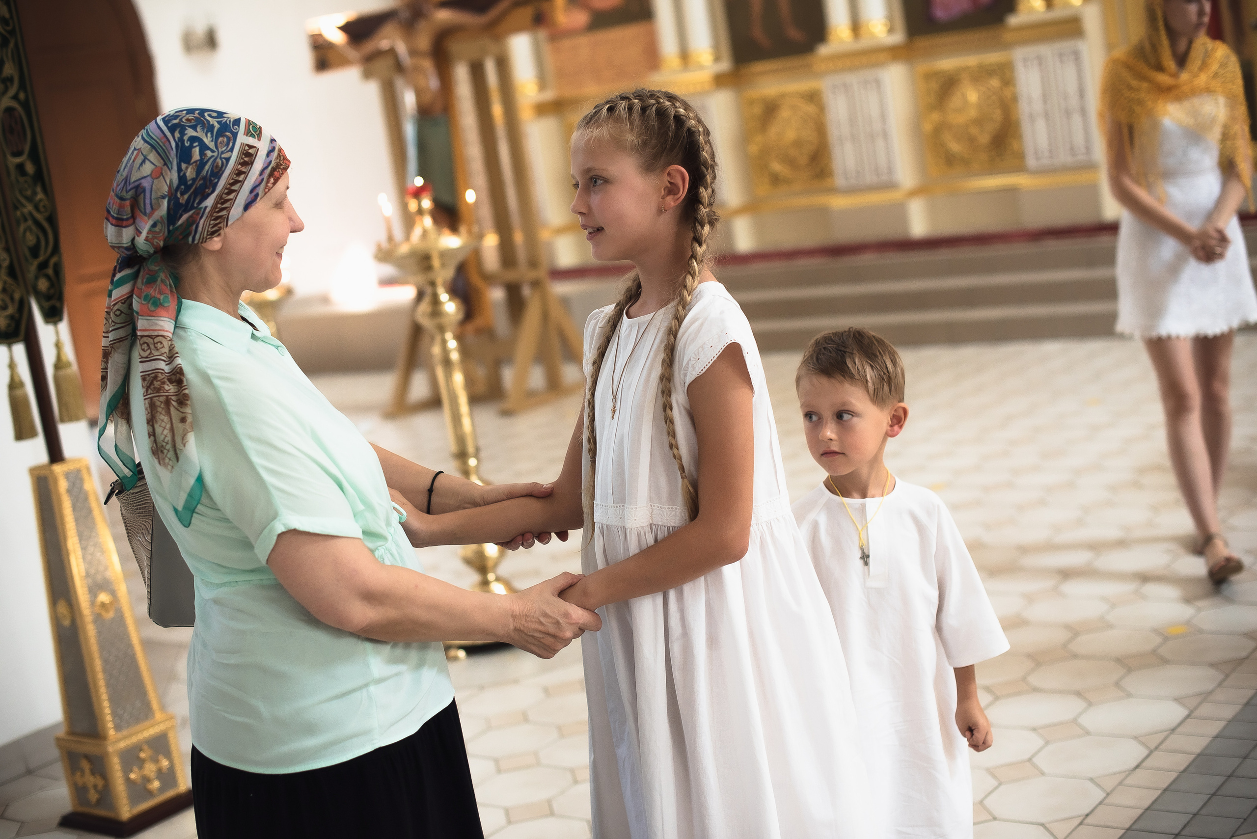 Крещение Юли и Вадима. Фотограф Таинства Крещения в Саратове Ильченко Артем