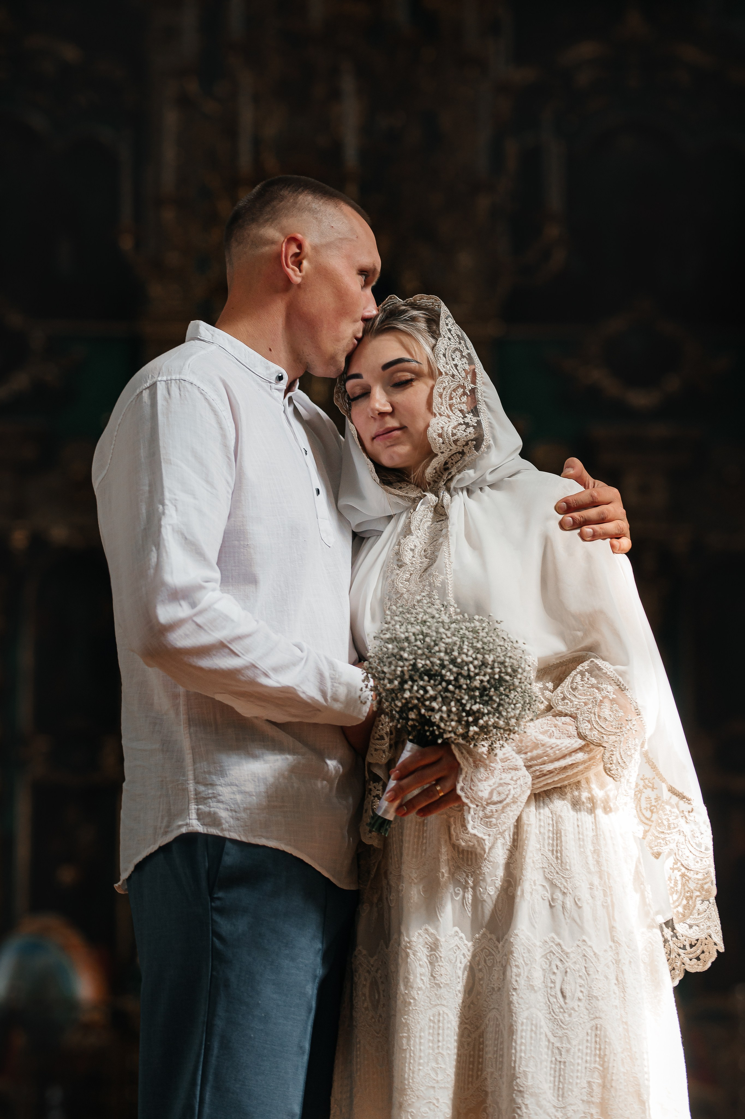 Венчание Алексея и Елены. Фотограф Таинств Крещения и Венчания в г. Курске