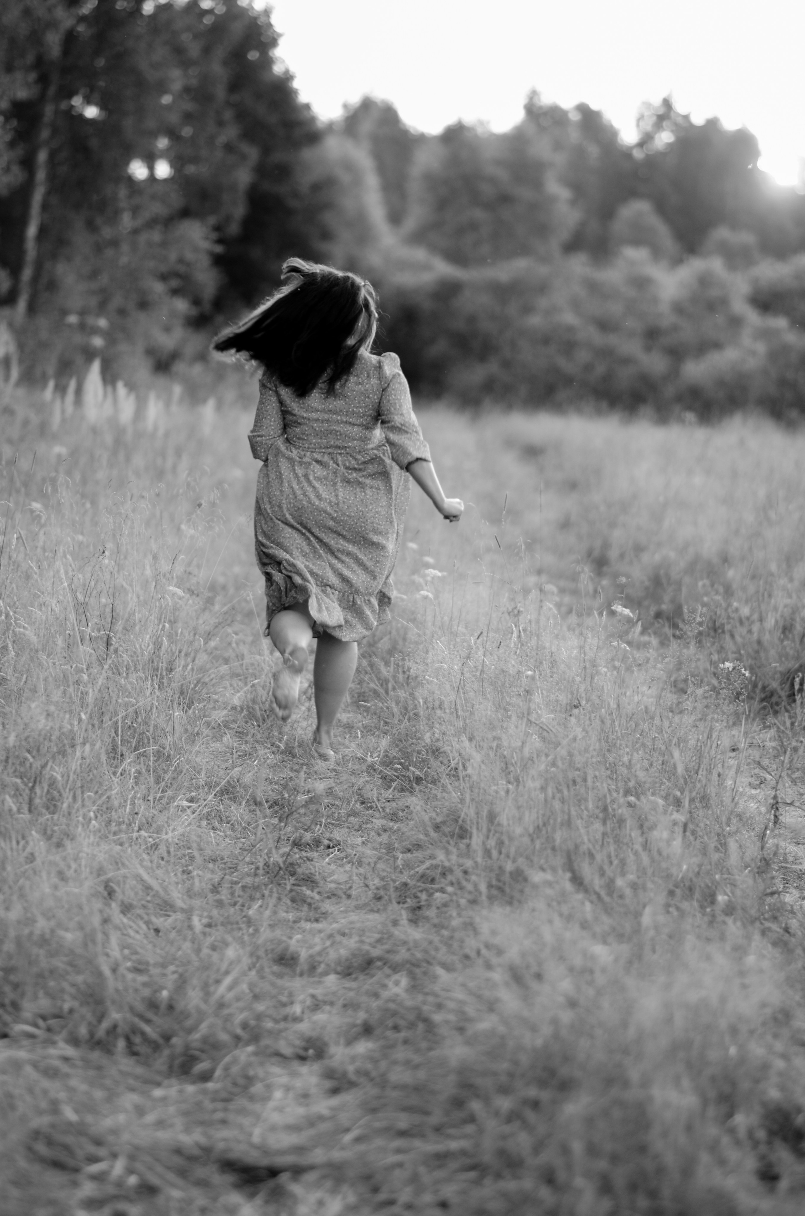 Летняя в поле. Семейный фотограф г. Москва