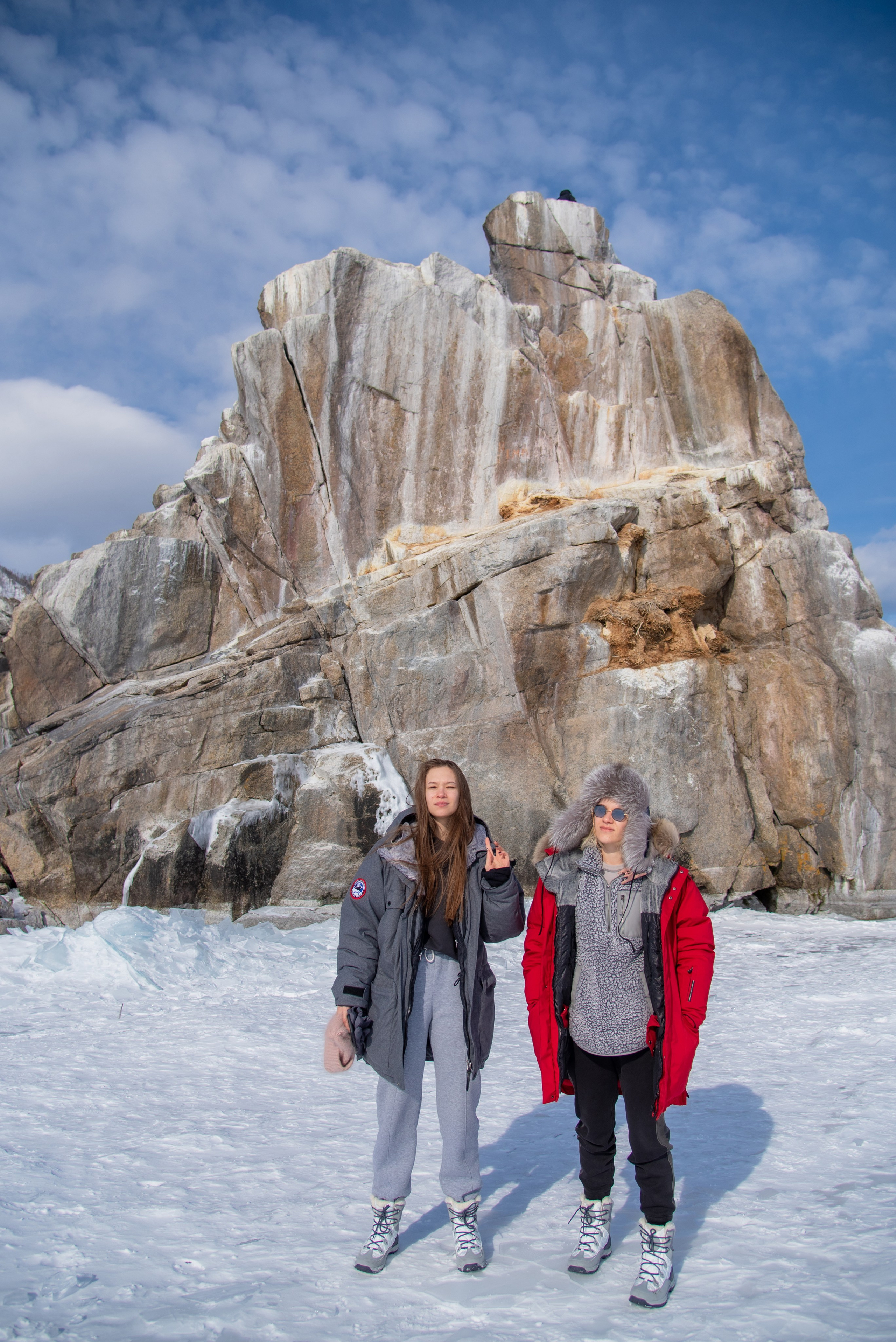 Большое Голоустное. Байкал. Занимаюсь профессиональной фотографией и живу рядом с Байкалом. Работаю в разных жанрах