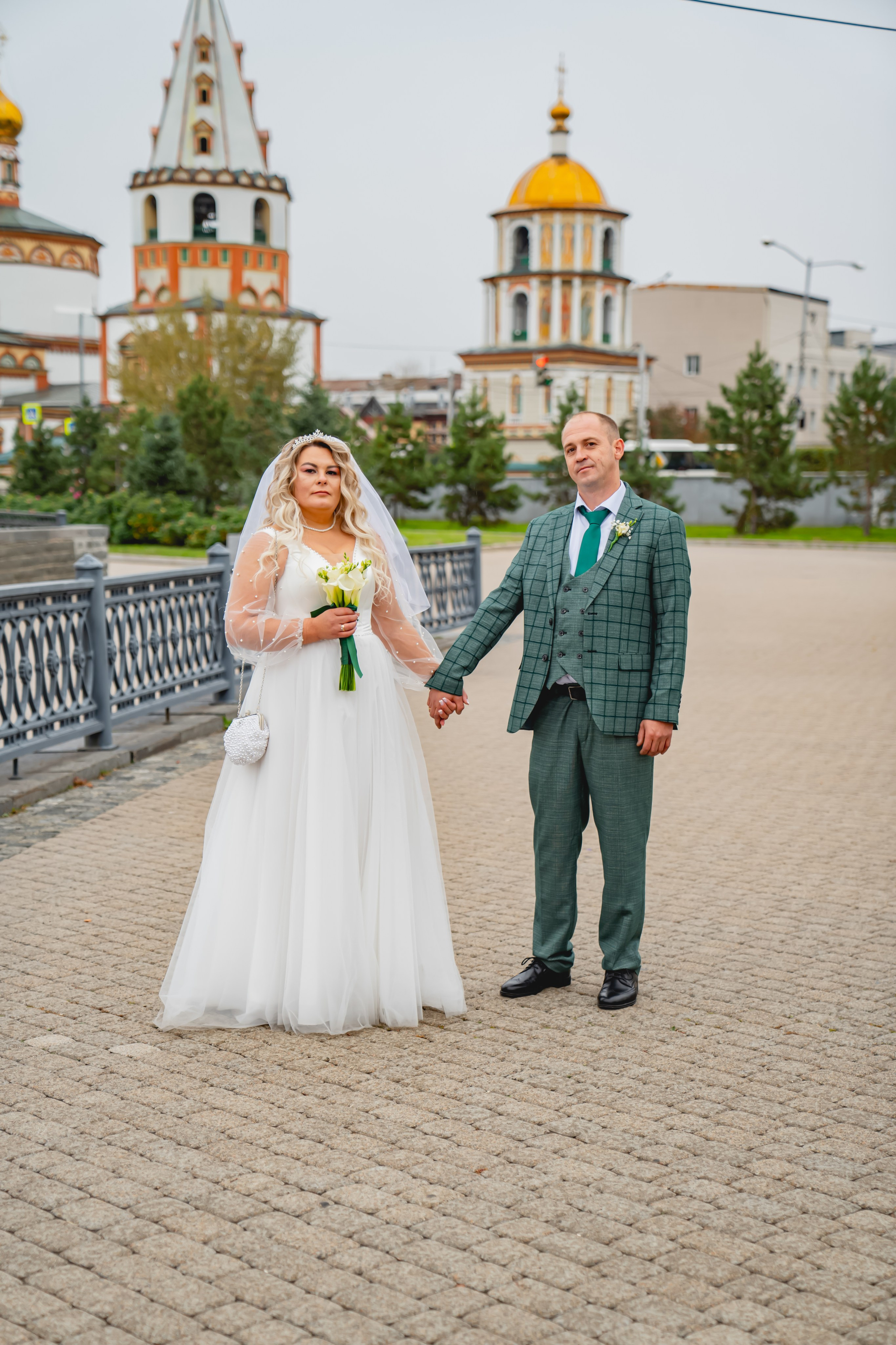 Осенняя Свадьба 2024. Занимаюсь профессиональной фотографией и живу рядом с Байкалом. Работаю в разных жанрах