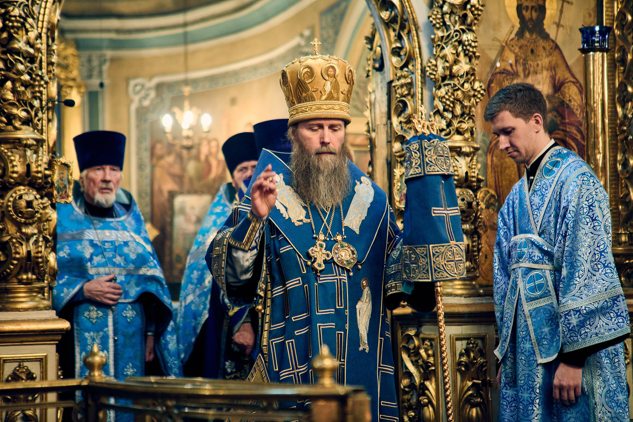 Всенощная на Благовещение Пресвятой Богородицы. DMITRY MOISEENKO — фотограф, художник, топ-стилист