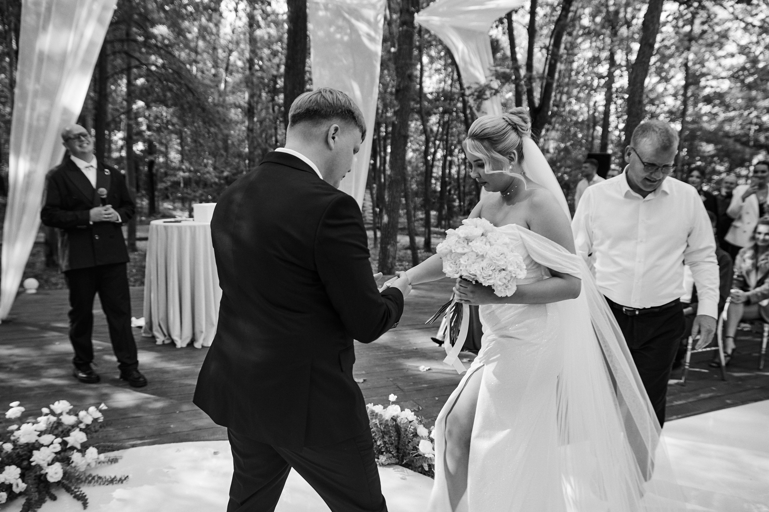 L'amour que illumine. Студия декора НикитинаДекор — оформление мероприятий в Ульяновске. Профессиональное создание эксклюзивных декораций