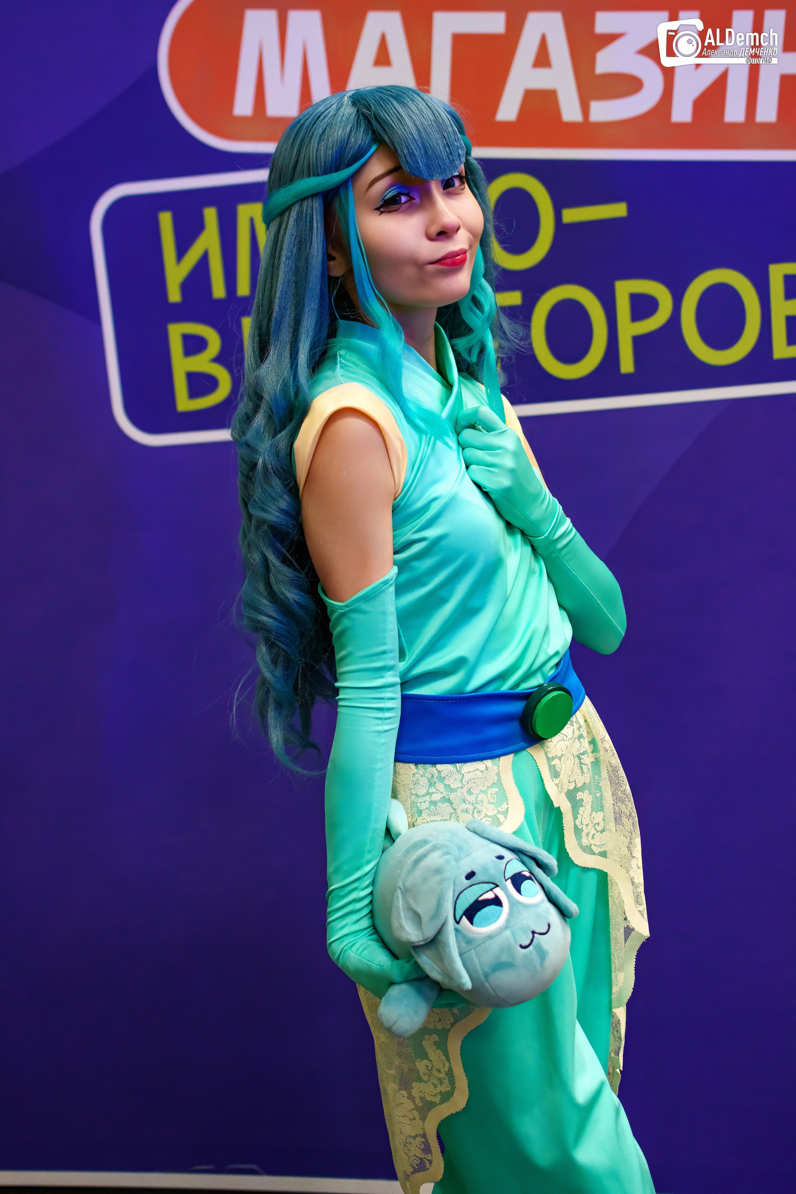 Аниме картинки персонажей и косплей фото в России Москве