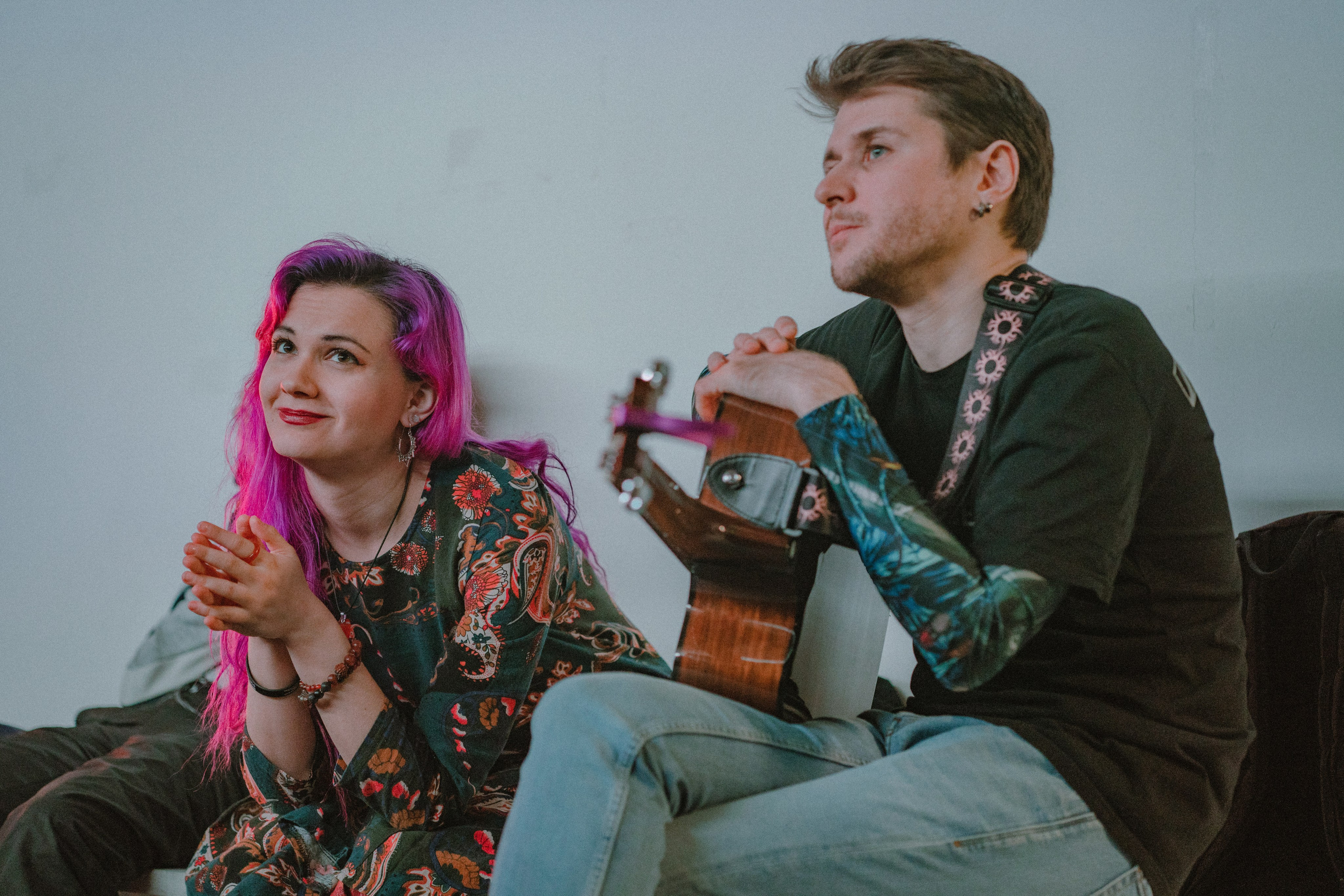 Презентация поэтического сборника. Творческие фотосессии в Москве. Фотоальбом лидера группы ЯЛО