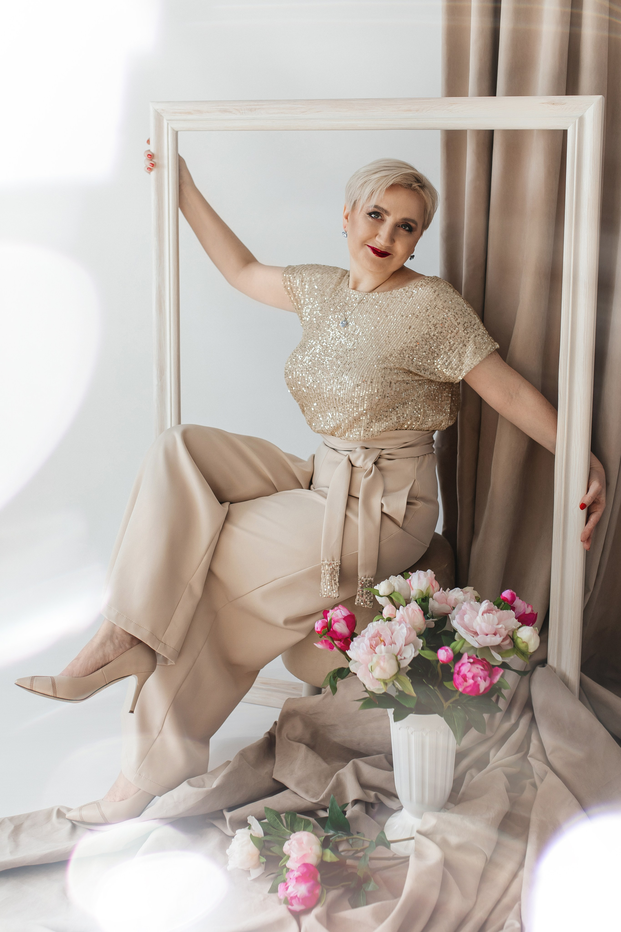 Олесяв моей студии. Март 2025. Фотограф Пермь. Свадьбы. Семья и дети, школа, д. сад. Фотокниги