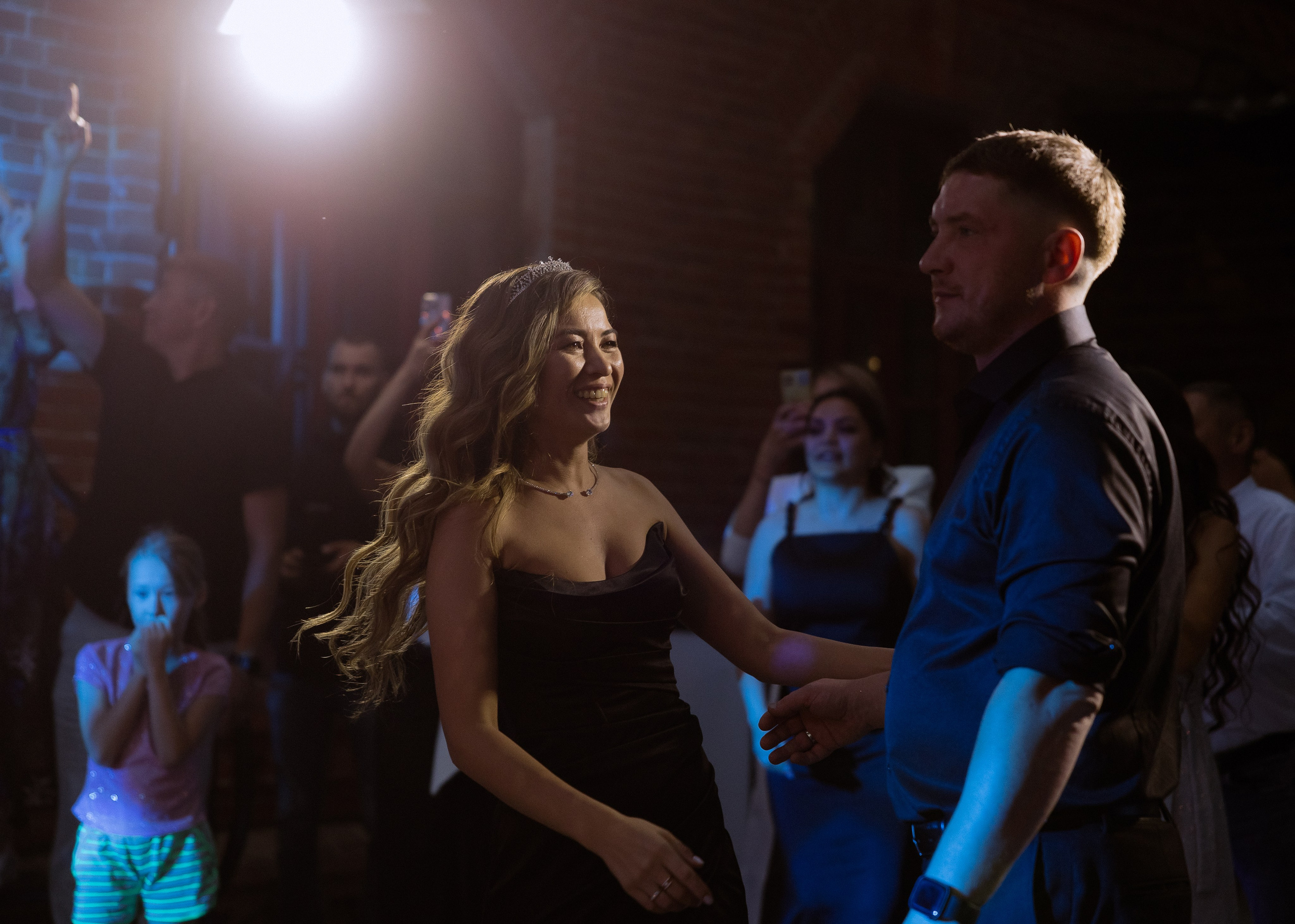 Дмитрий и Алита. Фотограф Эмиль Исякаев