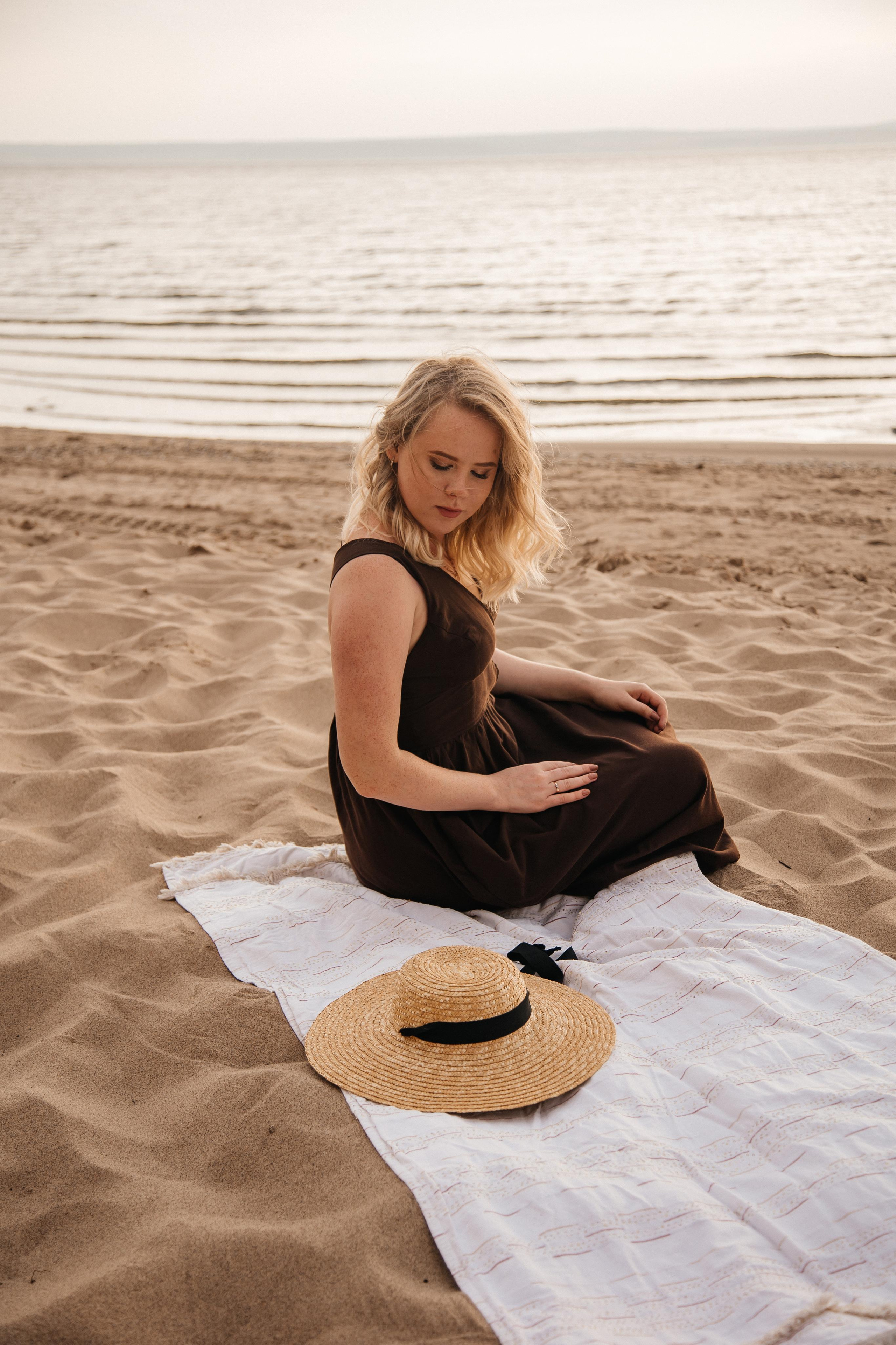 Love story «Sunset on the beach». Свадебные фотограф и видеограф Наталья и Анатолий Новиковы СПб